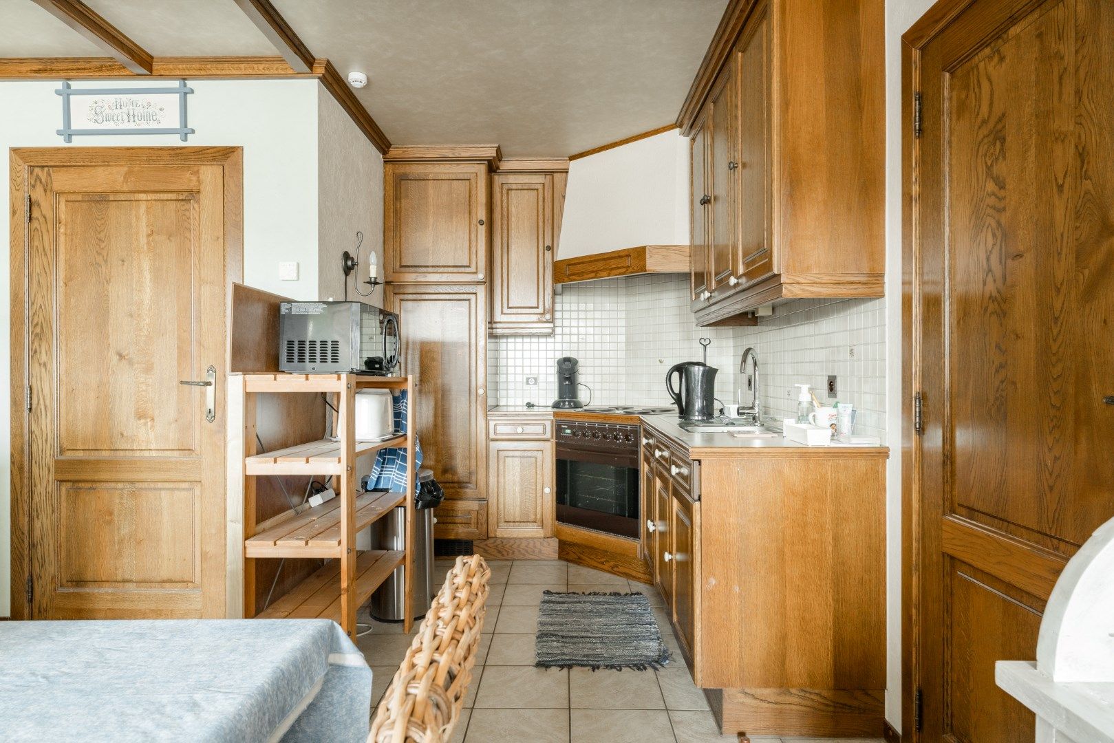 Ideaal investerings- of startersappartement zonder renovatieverplichting en met lift te koop! foto 8