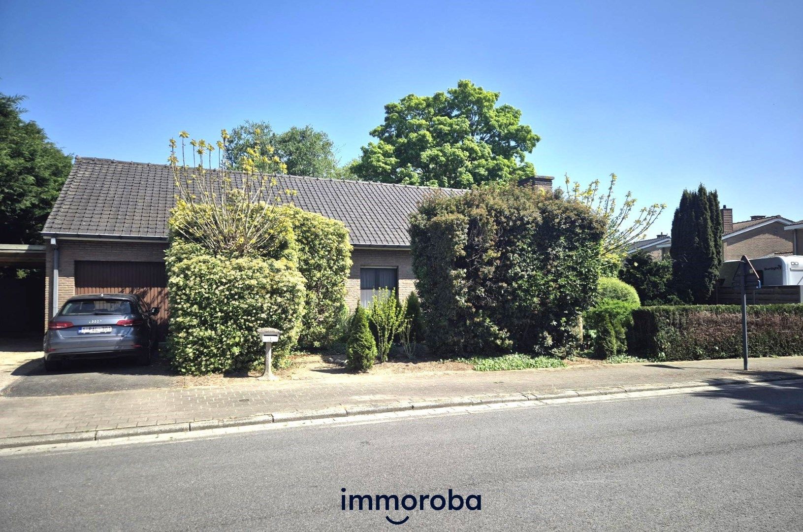 Ruime bungalow met tuin in Zulte foto {{pictureIndex}}