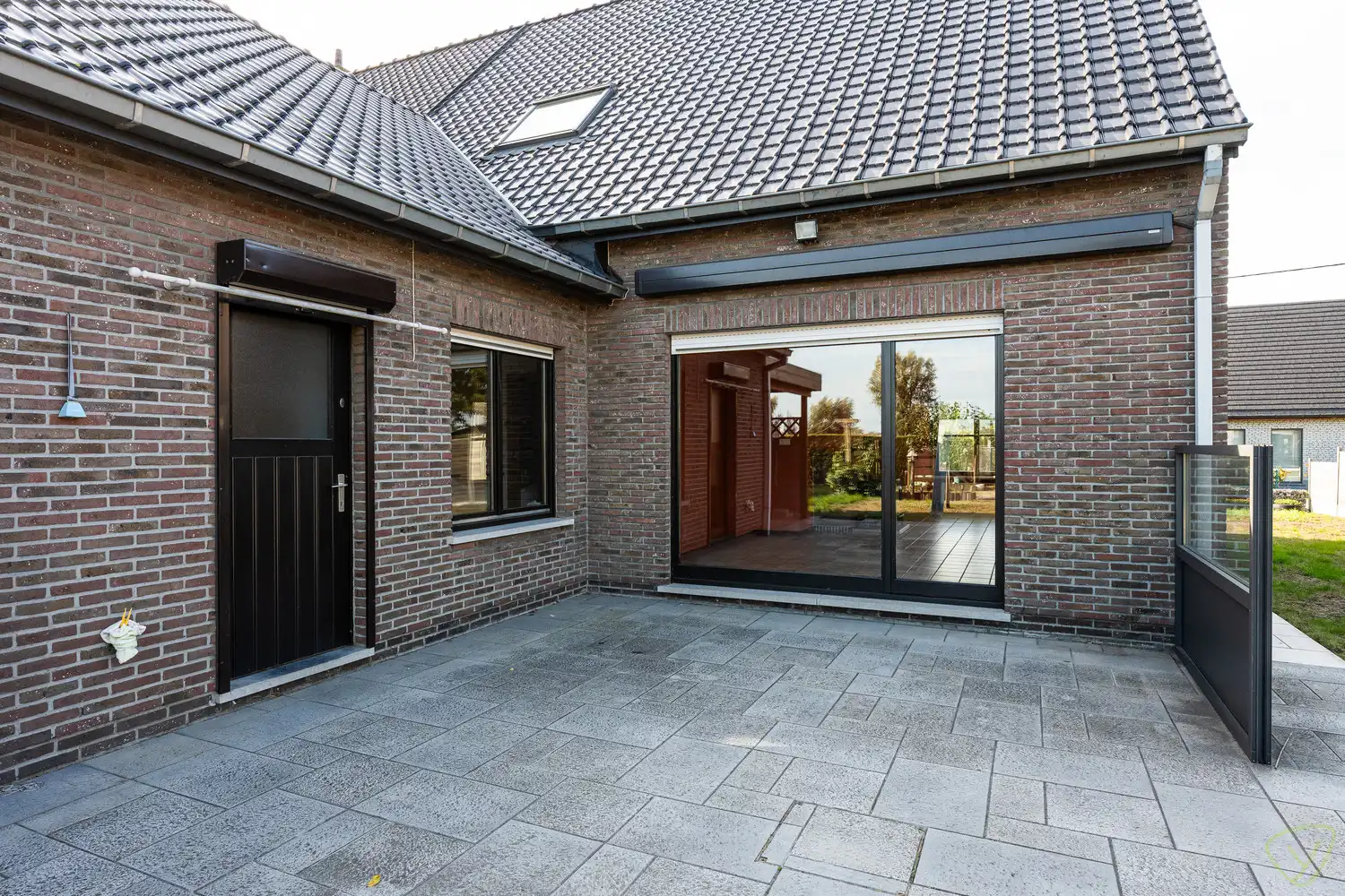 Charmant huis te koop op een gunsitge locatie in Oosteeklo - Perfect voor wie op zoek is naar een nieuwe thuis in alle rust! foto 11