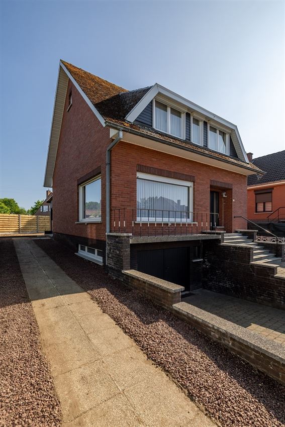 Degelijk woonhuis op topligging in Zichem op fietsafstand station foto 4