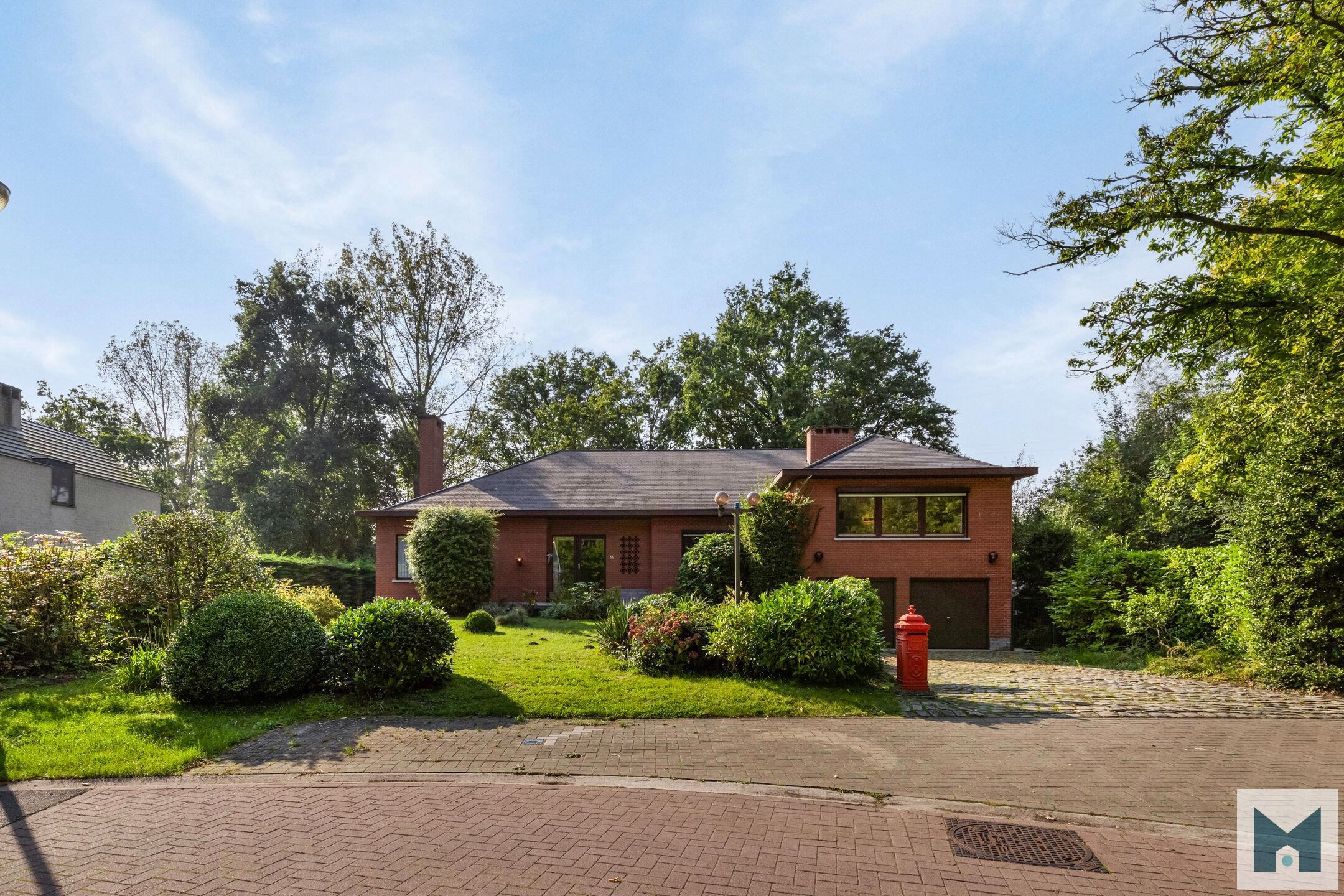 Prachtige ruime villa in groene omgeving! foto 1