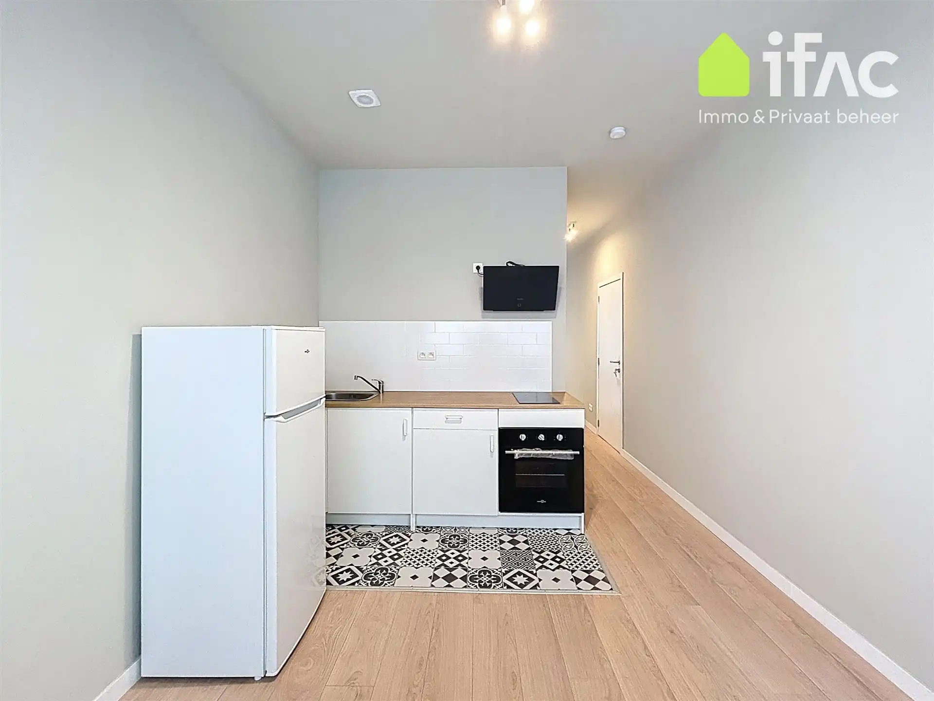 Volledig gerenoveerd appartement met terras foto 2