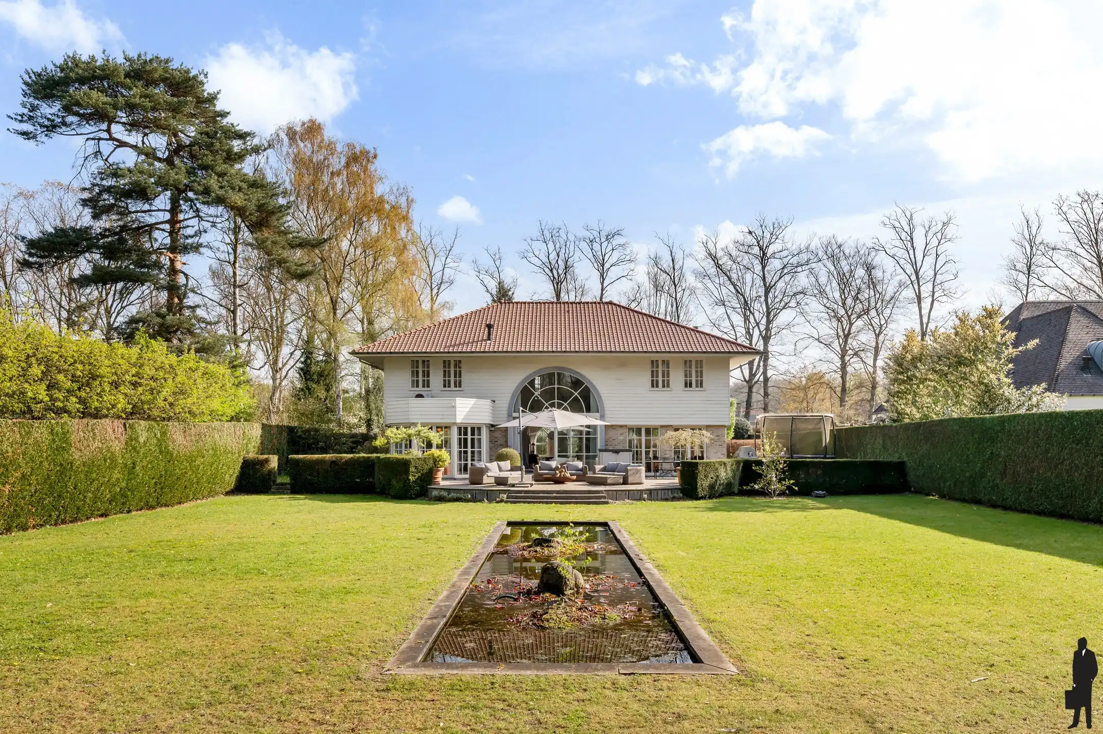 Lichtrijke villa aan het centrum! foto 35