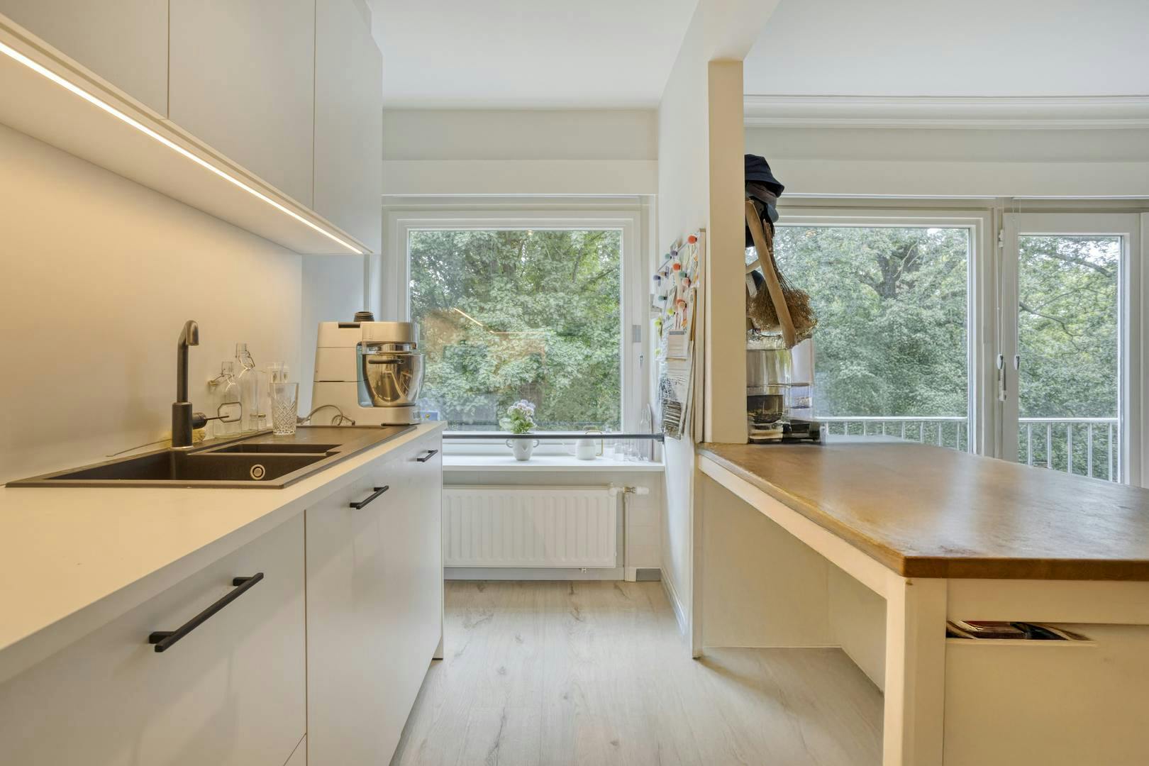 Gerenoveerd Appartement te koop in Brugge met 2 slaapkamers foto 8