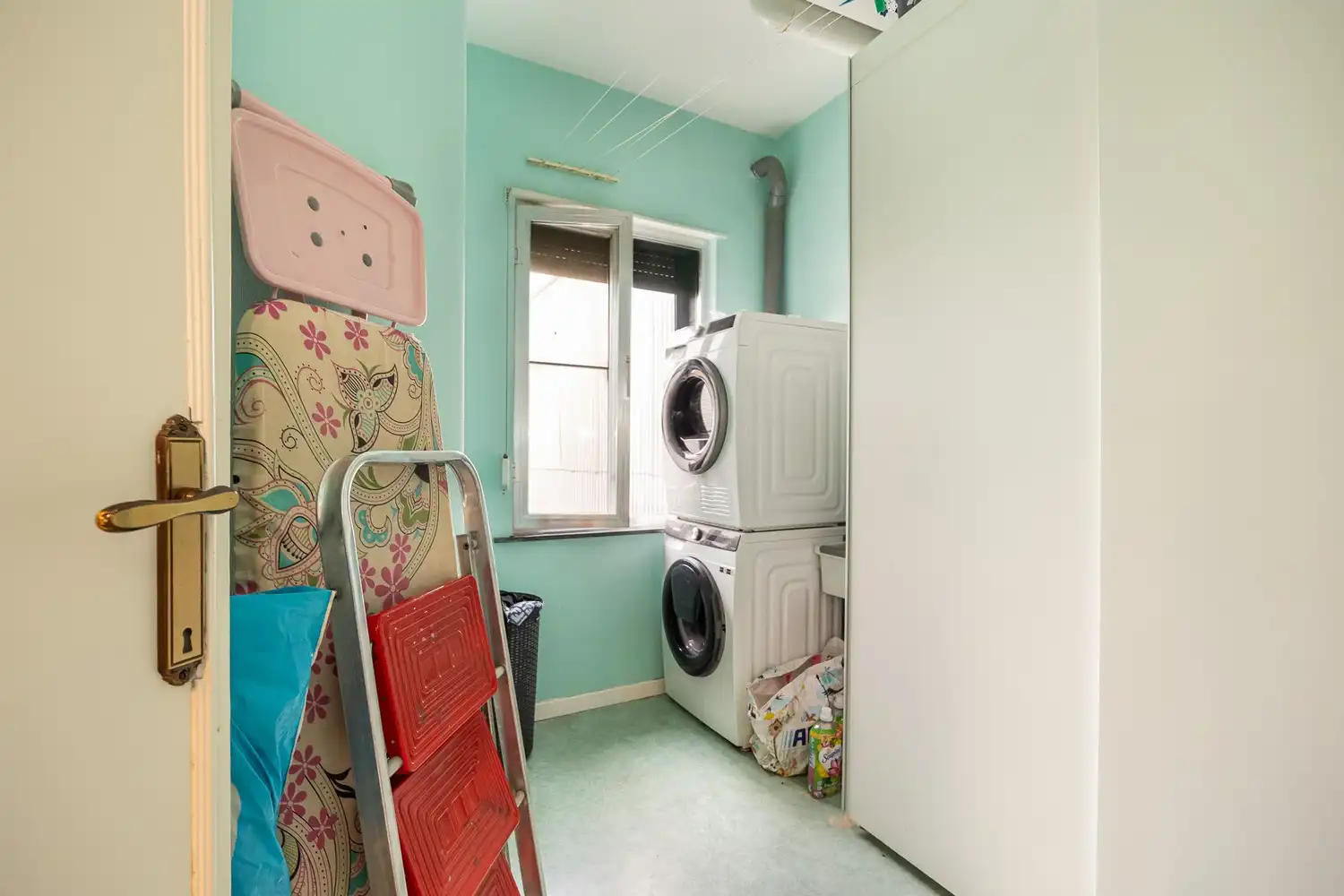 Woning met 3 slaapkamers centraal gelegen te Wilrijk foto 9