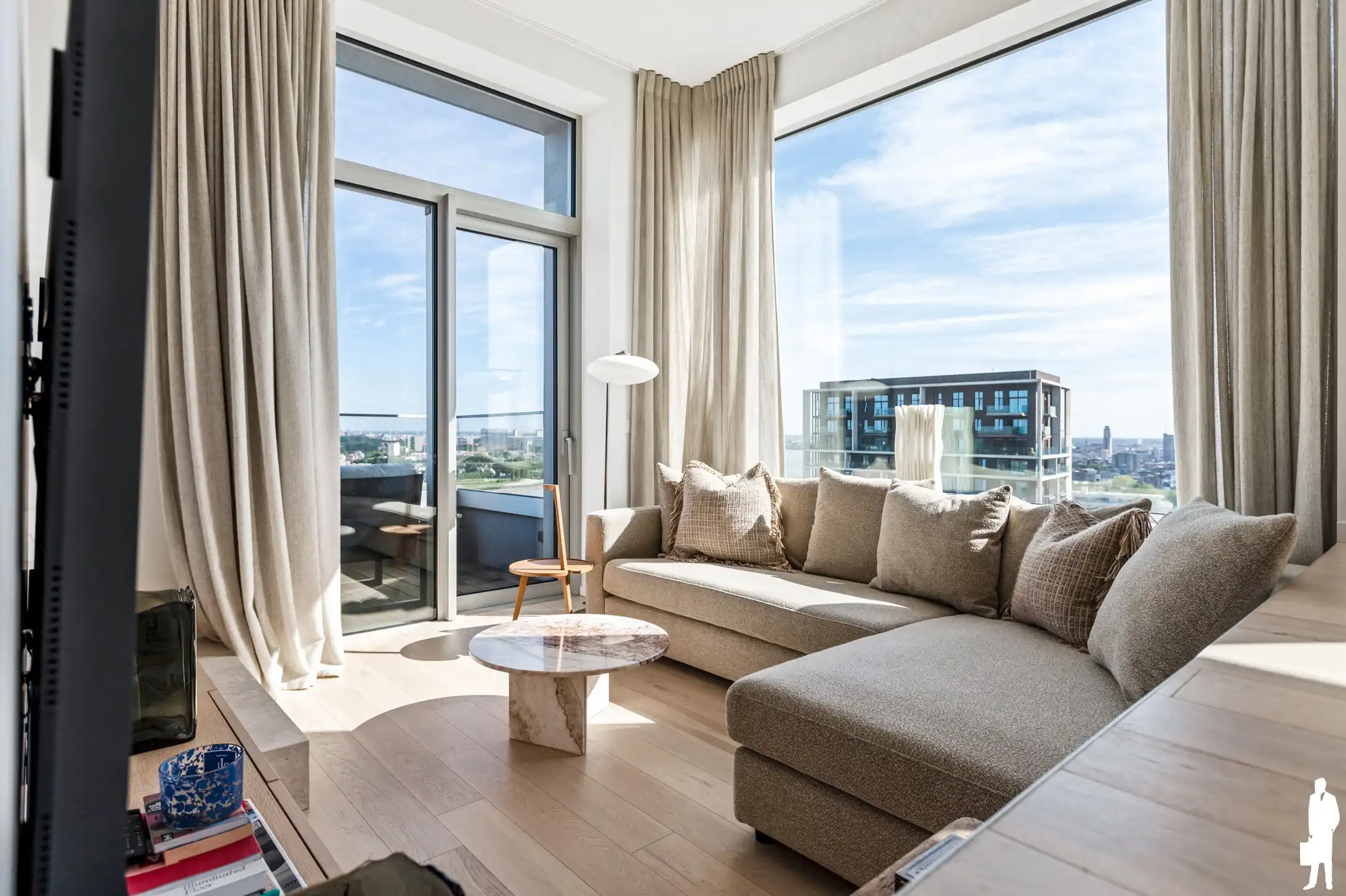 Exclusief 2-slaapkamerappartement op toplocatie in Nieuw Zuid foto 4