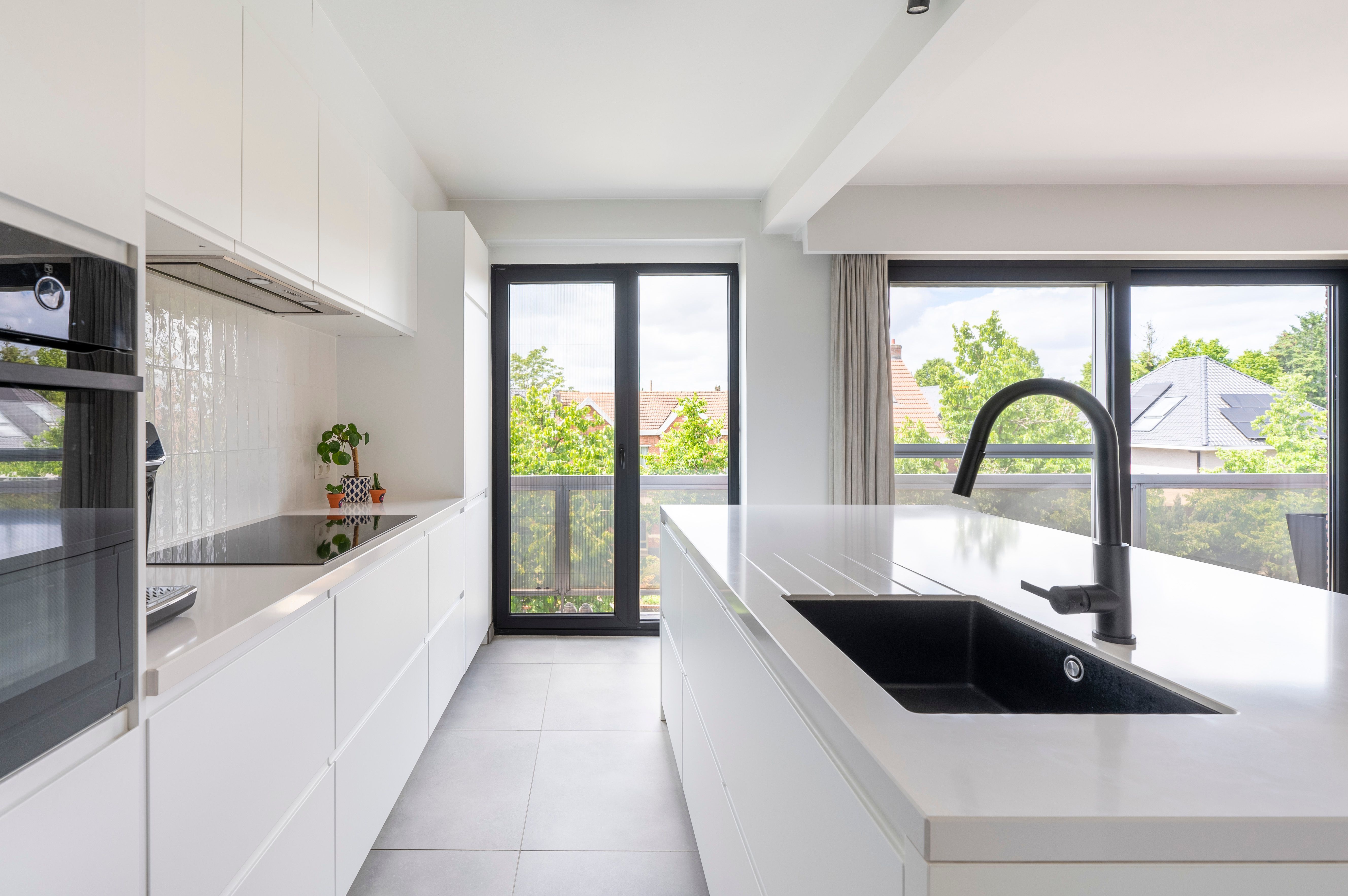 Instapklaar, energiezuinig appartement in hartje Mariaburg! foto 4