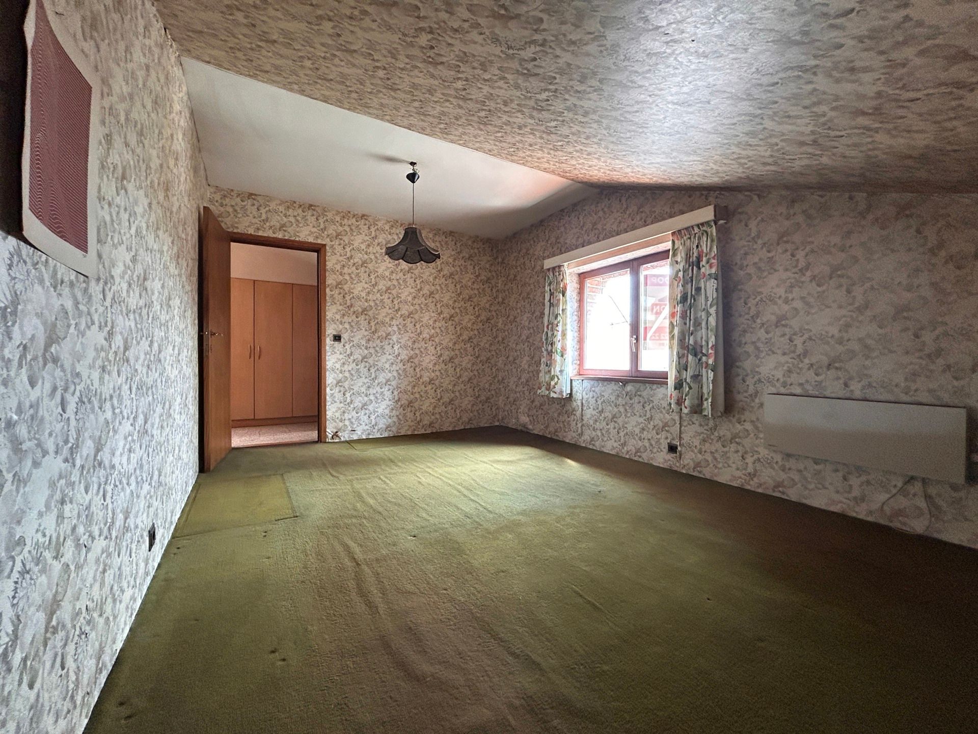 Te renoveren woning met 4 slpks op grondperceel van 933 m2 foto 10
