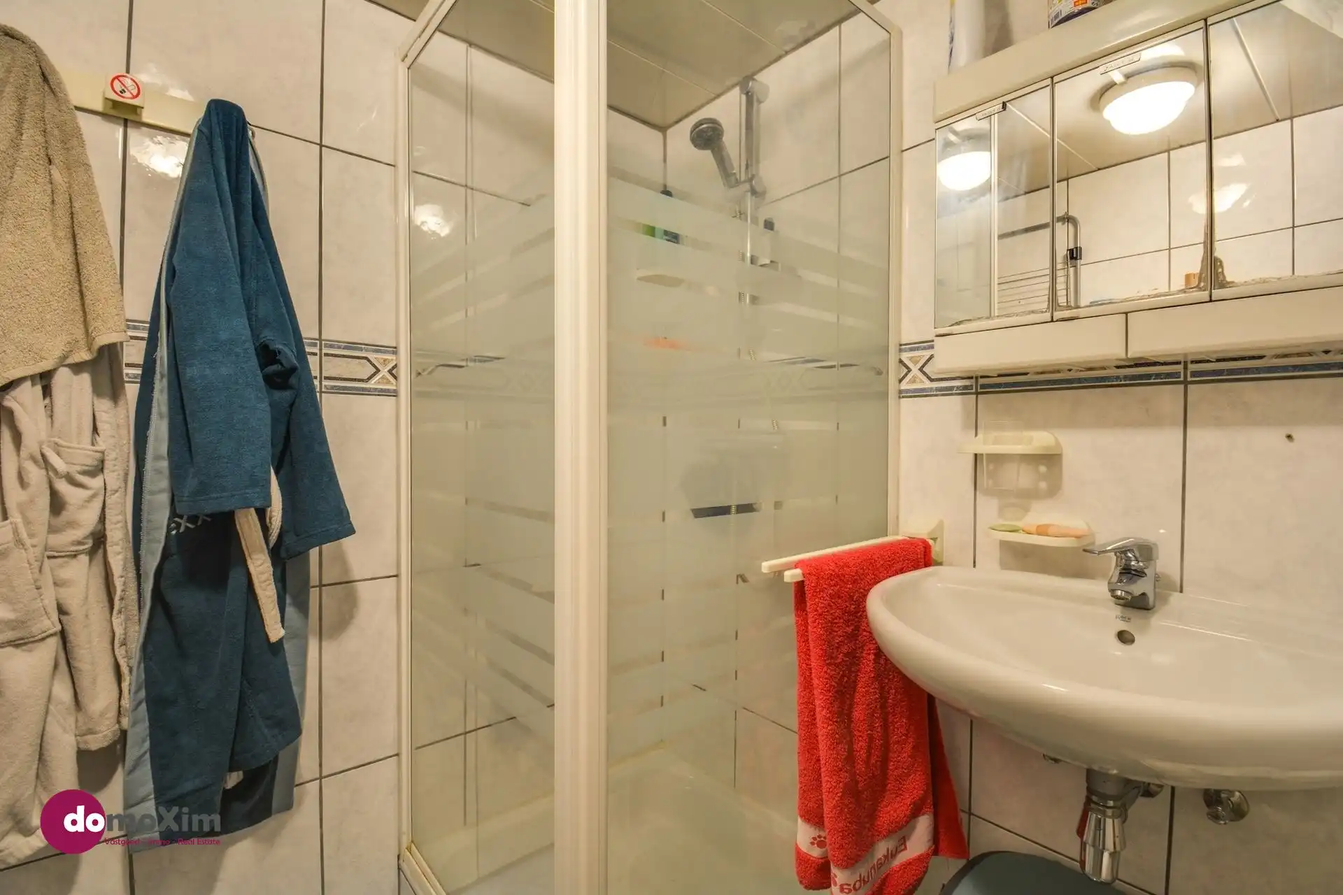 Woning voor gemengd gebruik / opbrengsteigendom nabij het centrum van Muizen foto 16