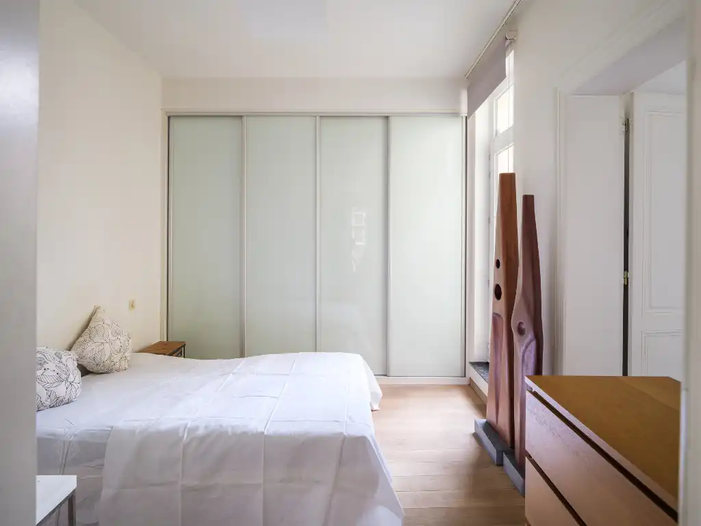 Karaktervol herenhuisappartement met terras en zicht op het stadhuis foto 9