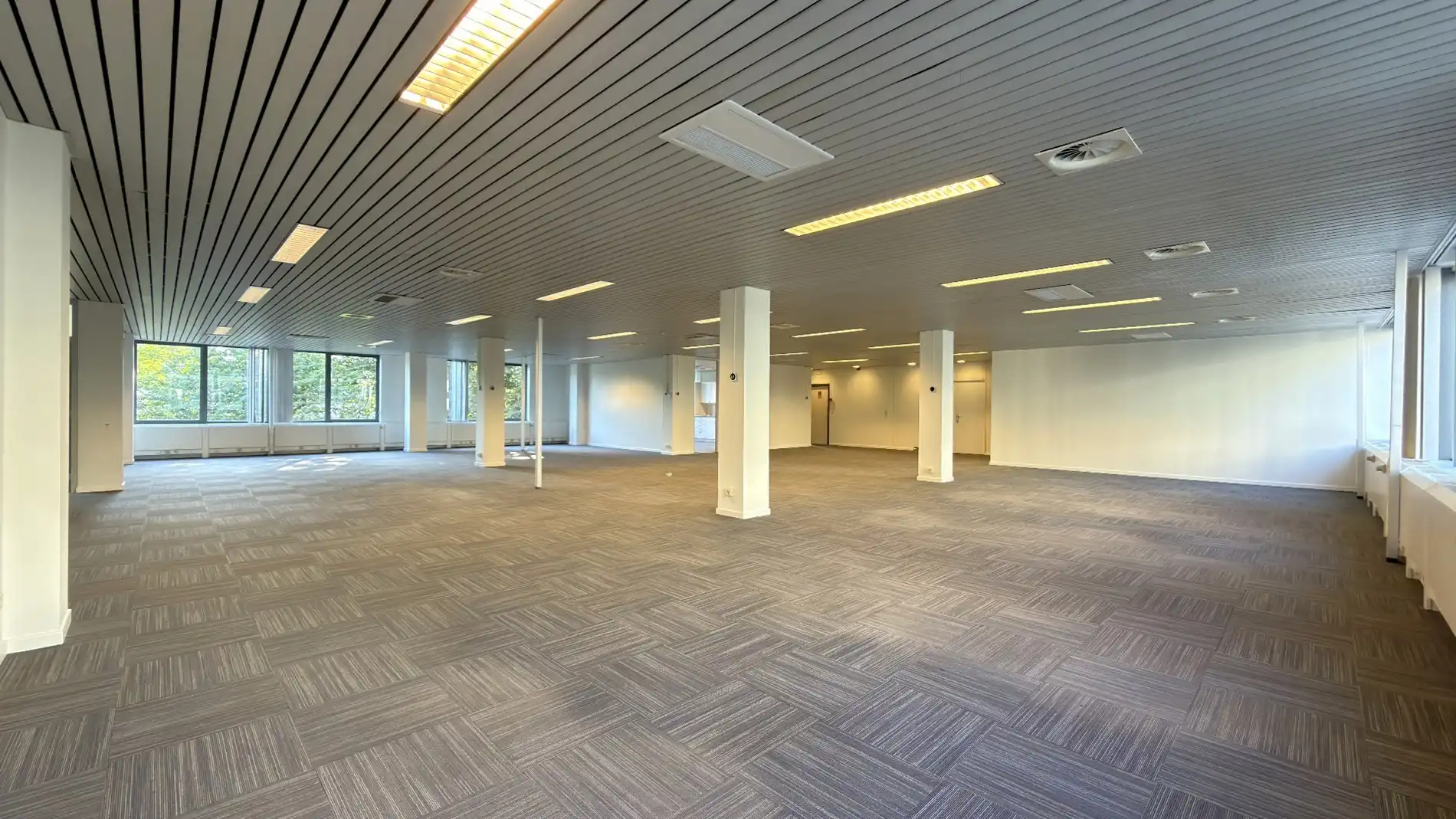 Kantoorruimte te huur in Commodity House foto 9