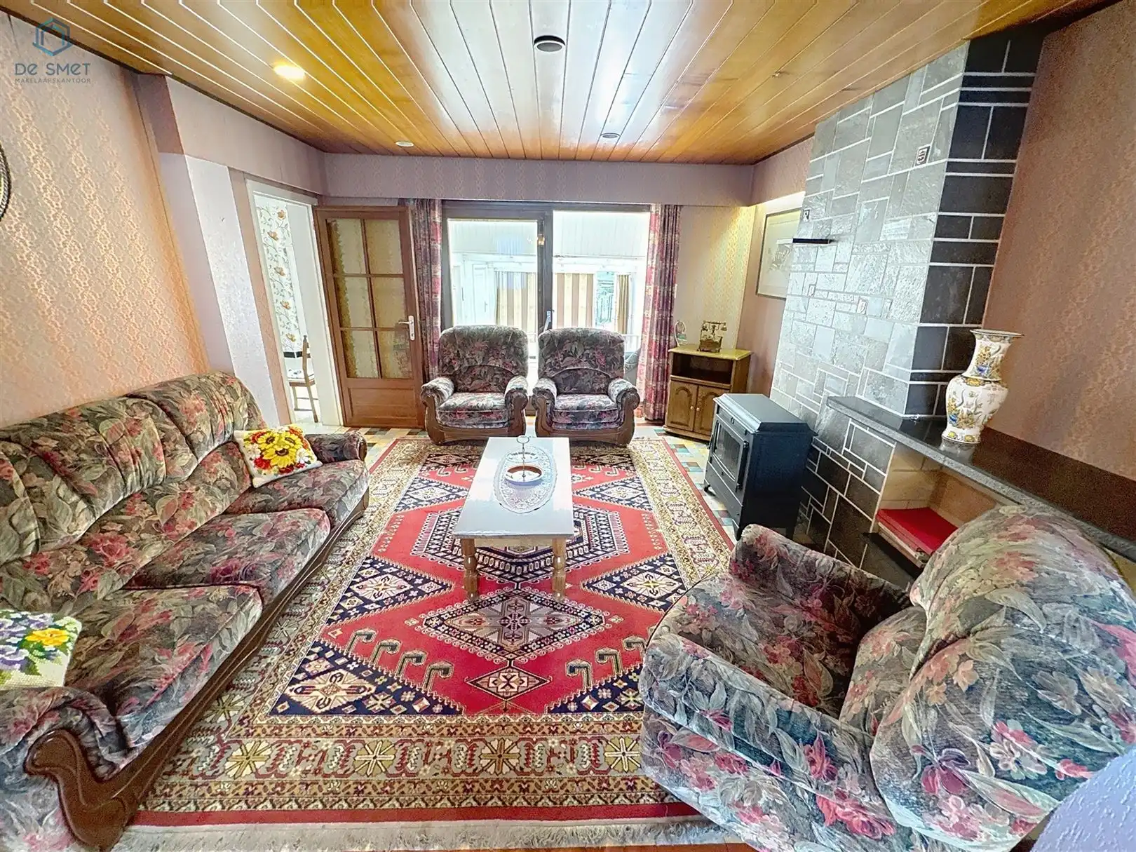 Te renoveren woning met 4 slpks, garage & prachtige tuin vlak aan station Lierde foto 11