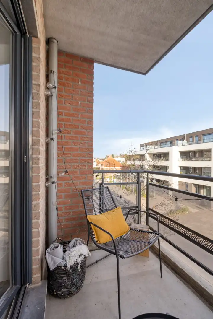 Karaktervol en instapklaar appartement met 2 slaapkamers, terras én garage in het centrum van Zutendaal. foto 31