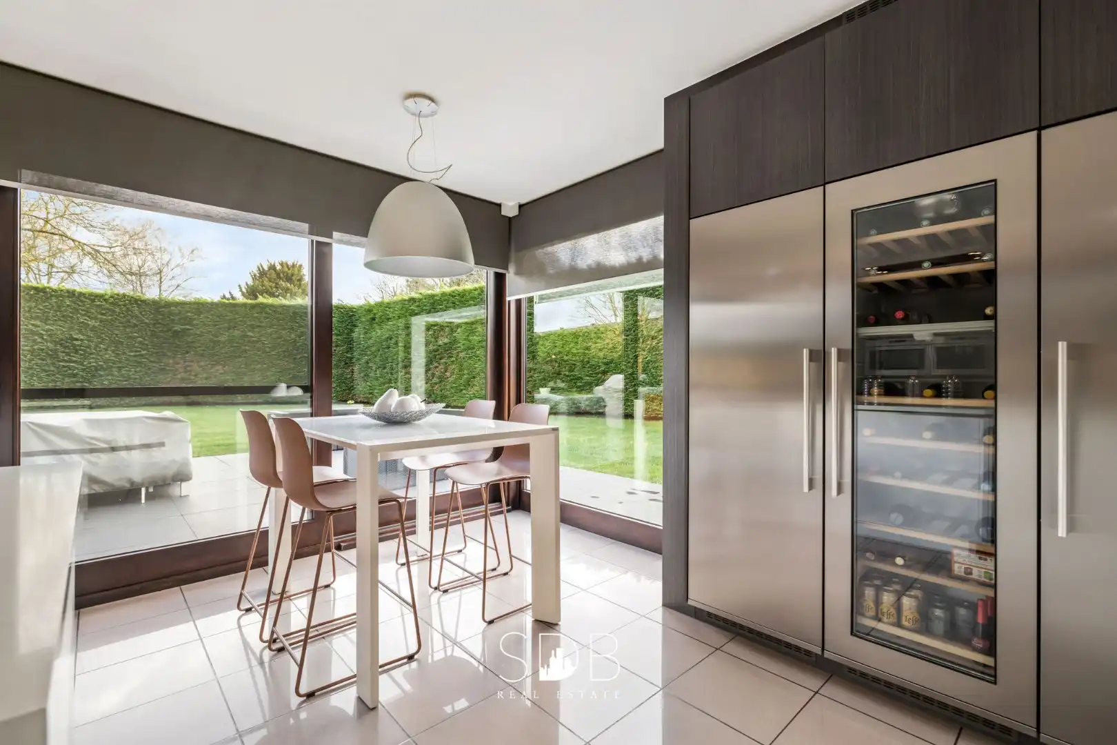 Prachtige ruime villa met gezinstuin + appartement op 2.135m² foto 10