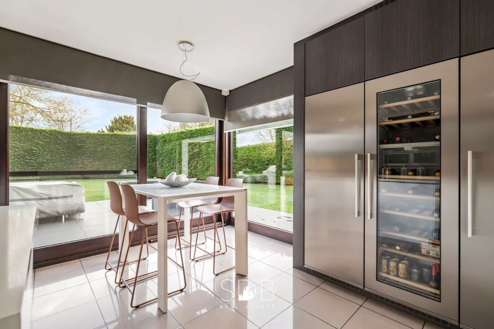 Prachtige ruime villa met gezinstuin + appartement op 2.135m² foto 10