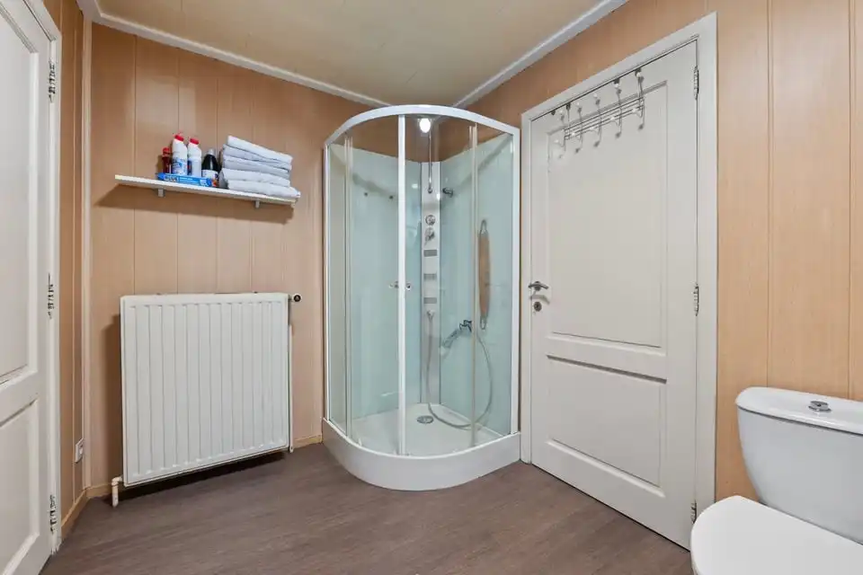 CHARMANTE WONING MET 3 SLKS EN EEN PRACHTIGE TUIN MET TAL VAN MOGELIJKHEDEN foto 26