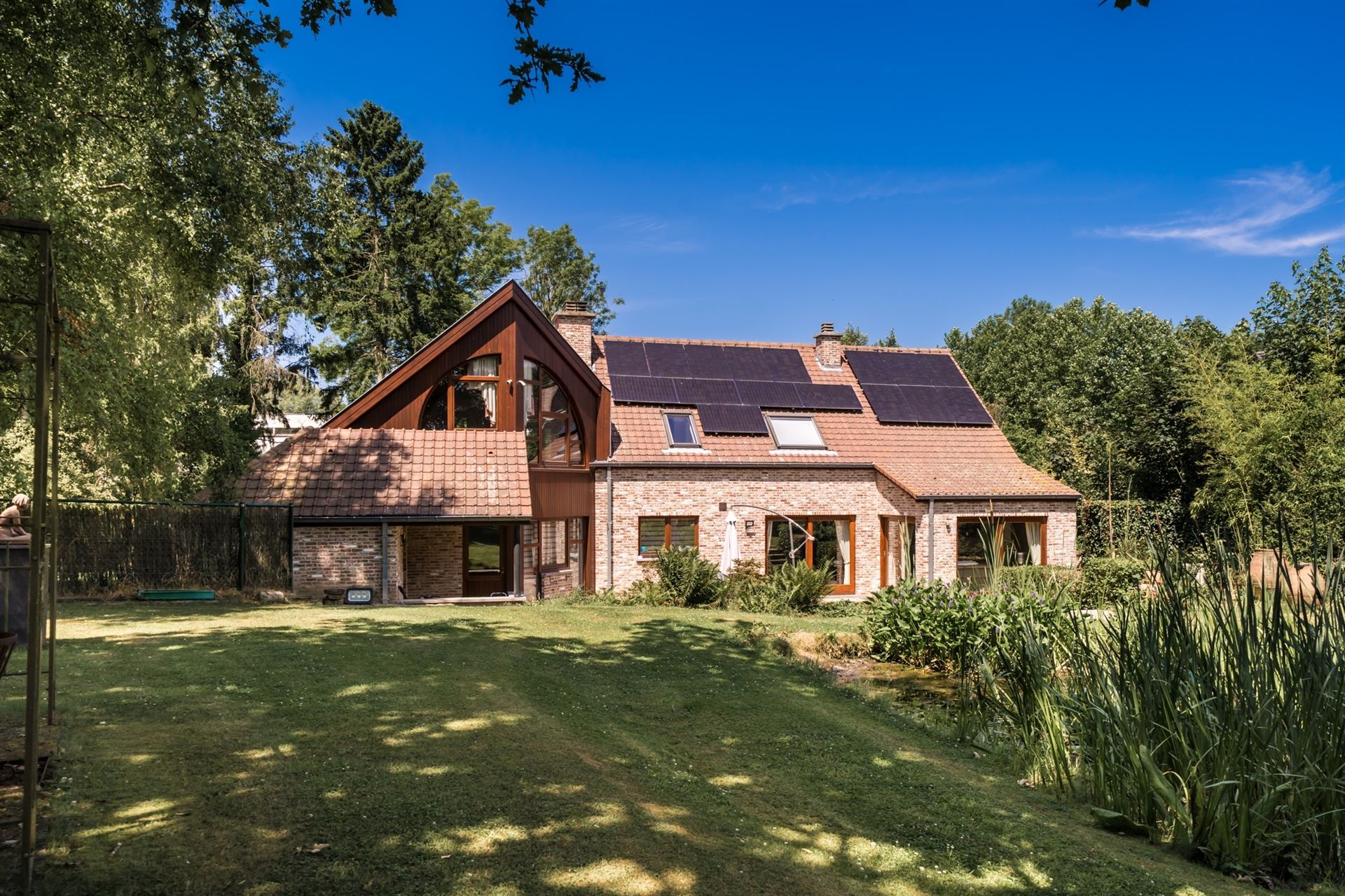 Unieke villa te koop met als troeven: Rust, ruimte en comfort in het groen foto 8