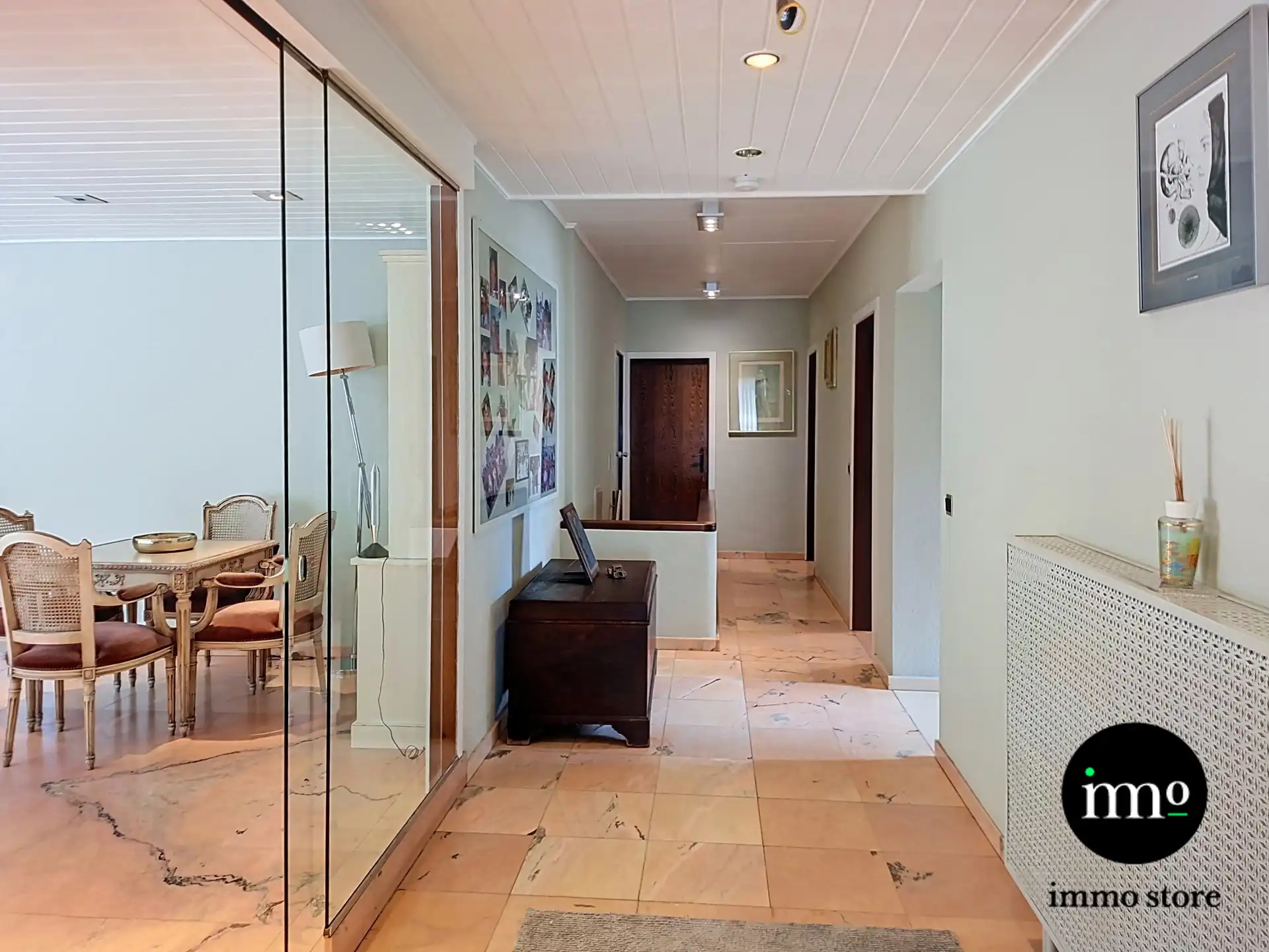 Uitzonderlijk ruime woning in doodlopende straat foto 5