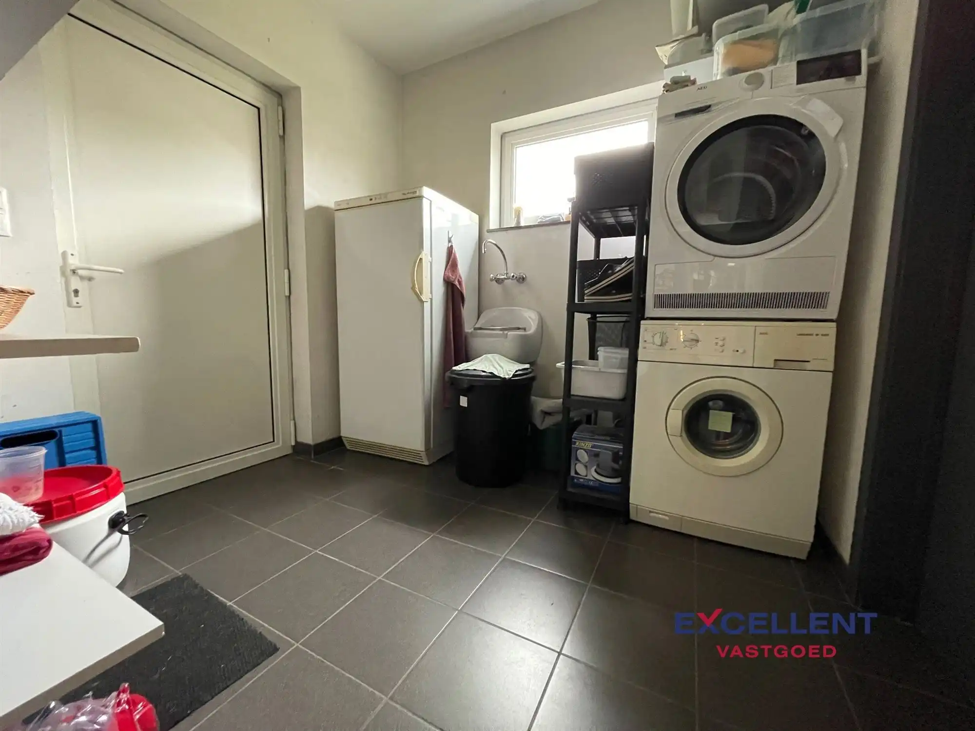 Prachtige vrijstaande woning te huur in doodlopende straat Leerne! foto 11