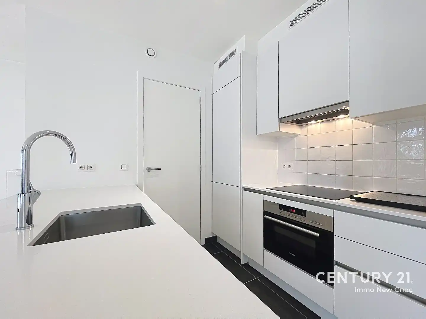 Prachtig appartement + GARAGE! foto 3