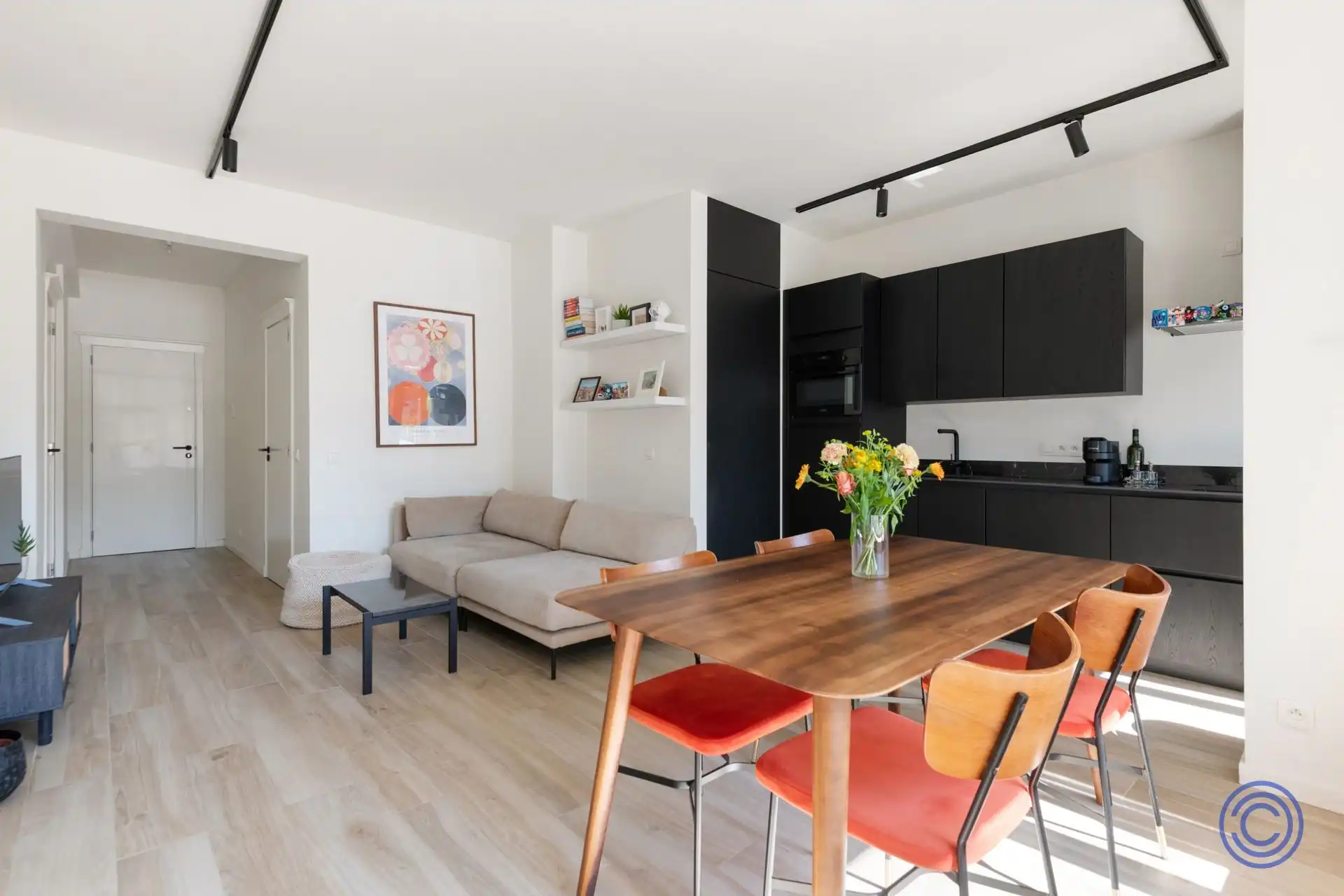 Cosy appartement met groot, zonnig terras middenin de stad! foto 9