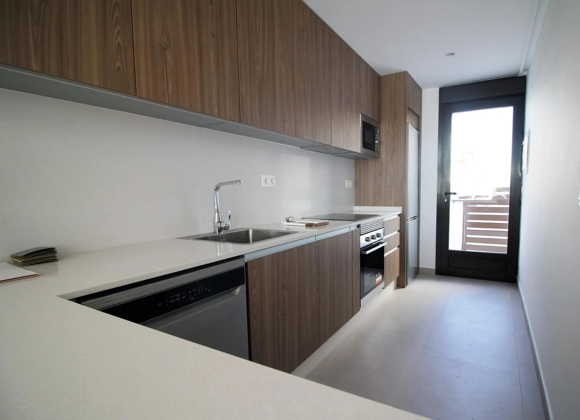 Zon, zee en stijlvol wonen: exclusieve vakantiewoningen in het hart van Pilar de la Horadada foto 7
