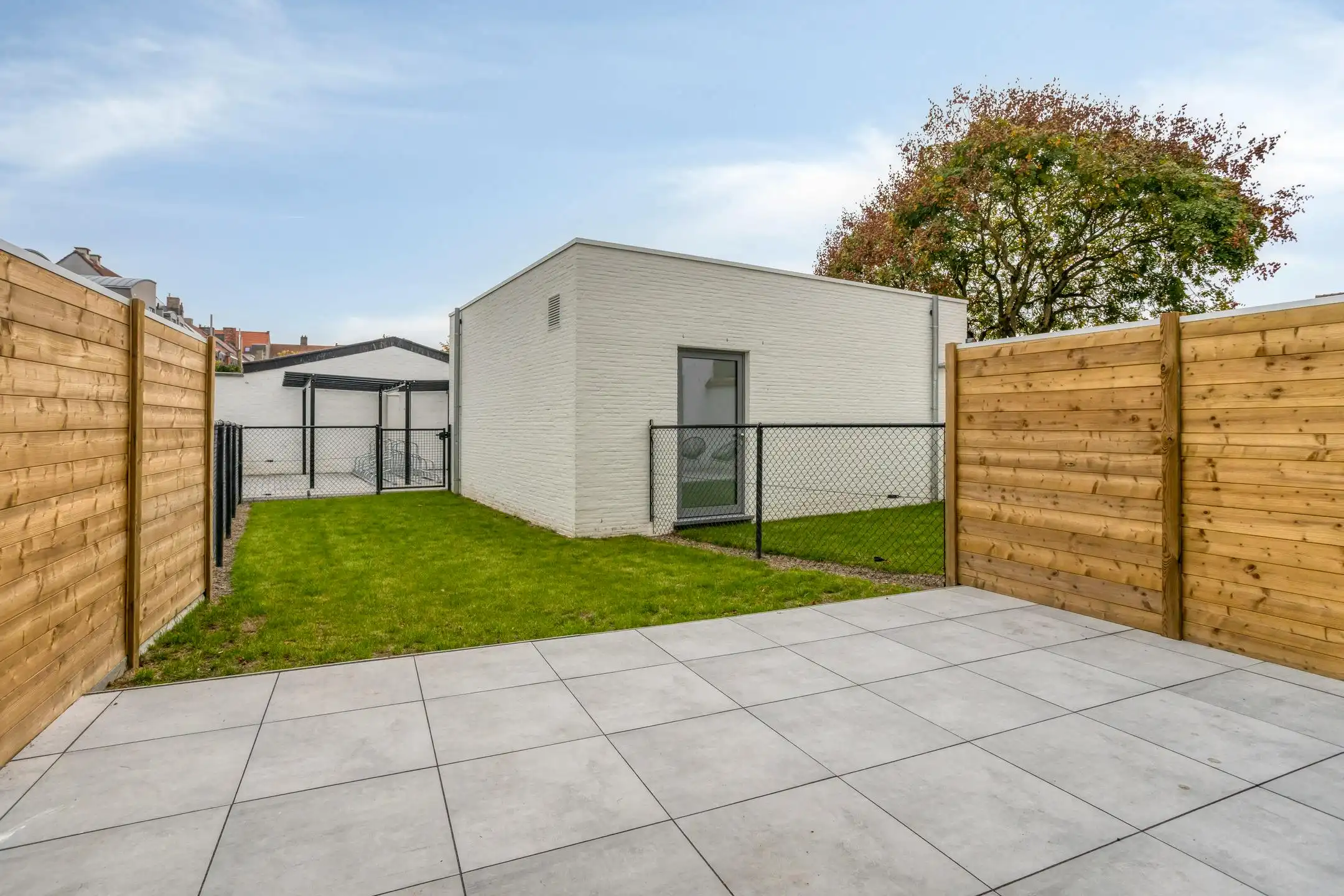 Stijlvol huis te centrum Brugge met 3 slaapkamers en garage foto 7