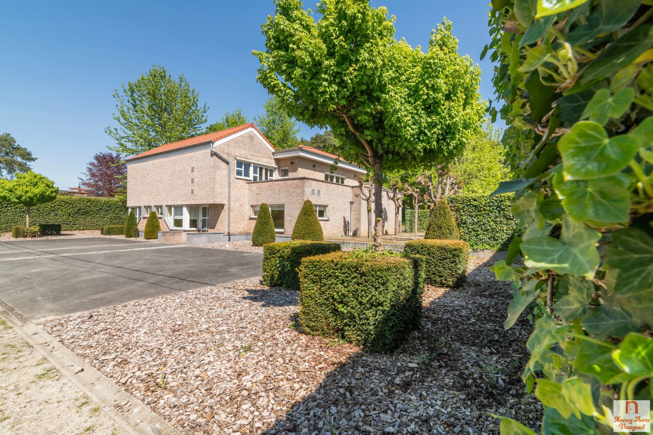 Uitzonderlijke woning met kantoorruimte op toplocatie foto 31