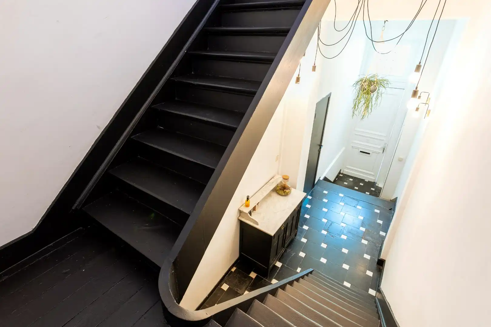 Karaktervolle woning met 3 slpk en terras te centrum Halle foto 14