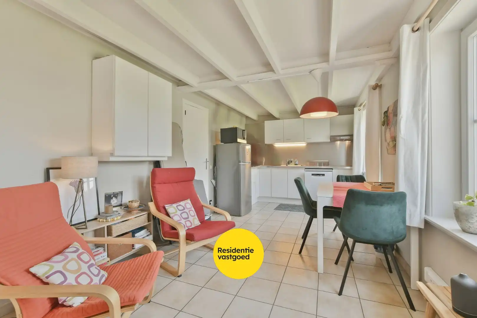 Charmant vissershuisje met 3 slaapkamers en prachtig open polderzicht foto 8