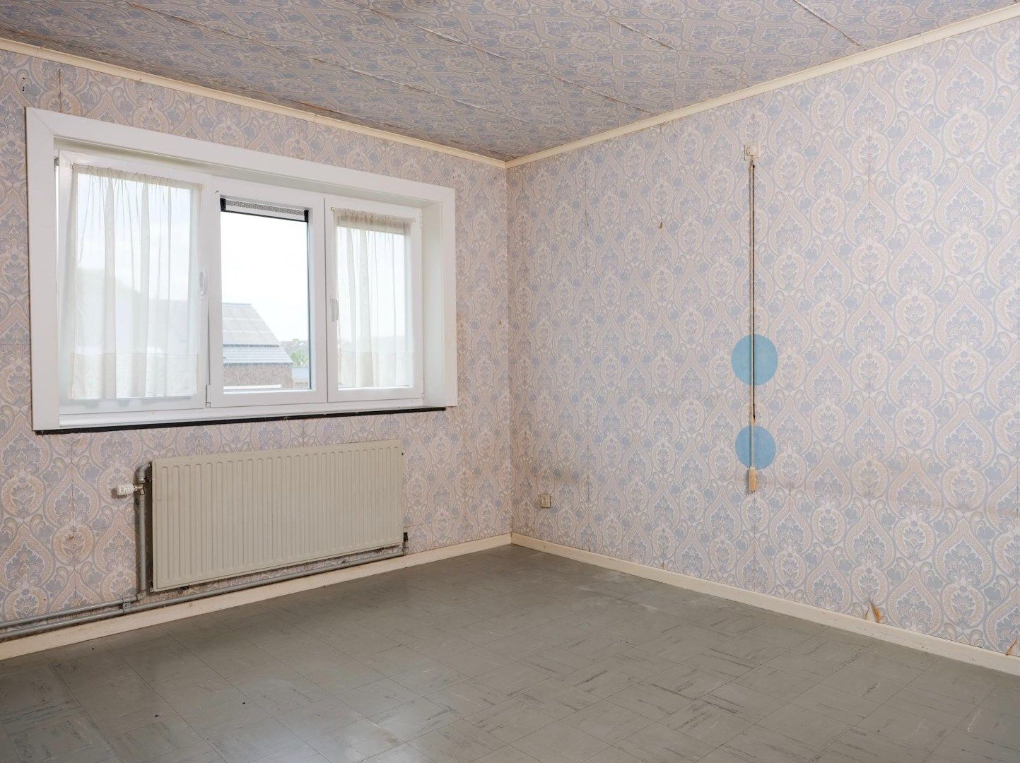 Charmante halfopen woning met potentieel in het hart van Zwankendamme foto 10