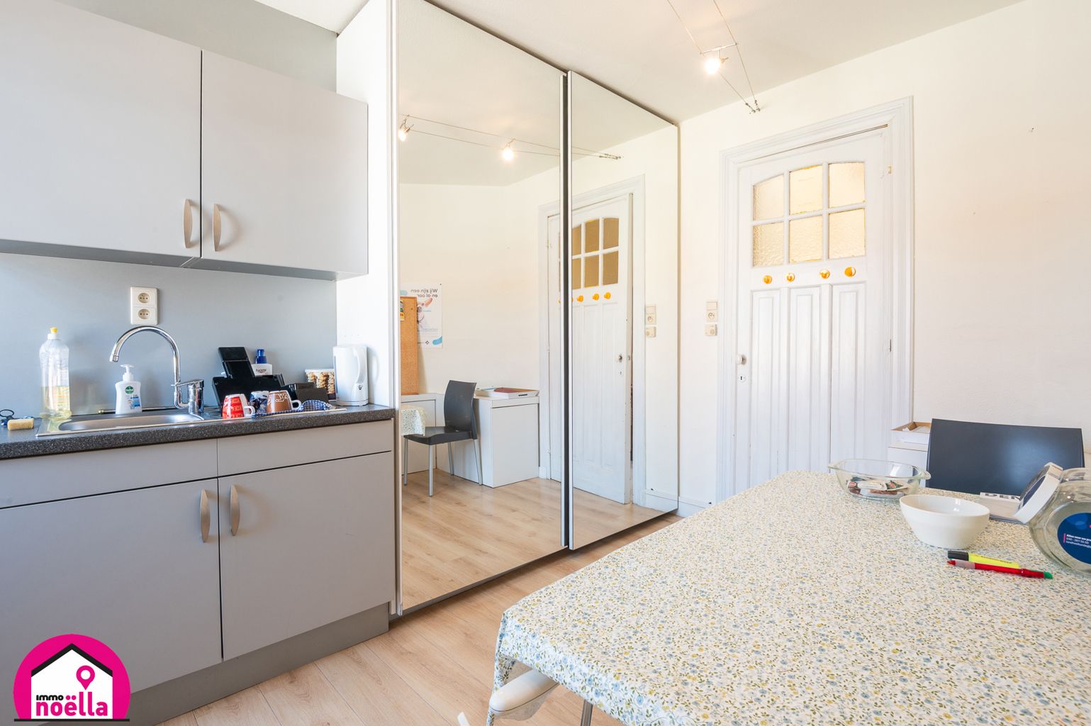 Te koop te Westende prachtige woning met handelsruimte ! foto 9