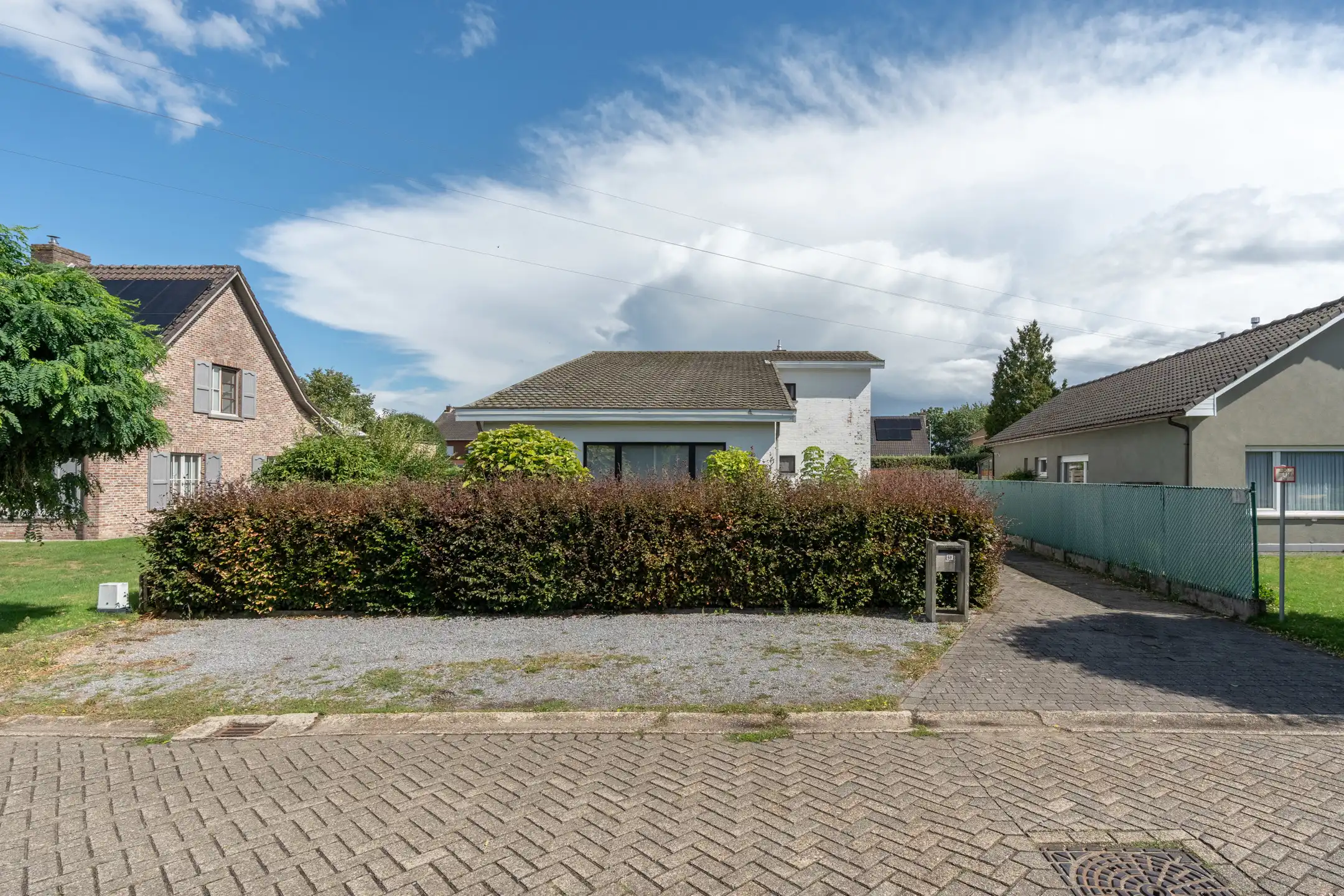 Zeer gunstig gelegen woning met 3 slpks op 647 m² foto 38