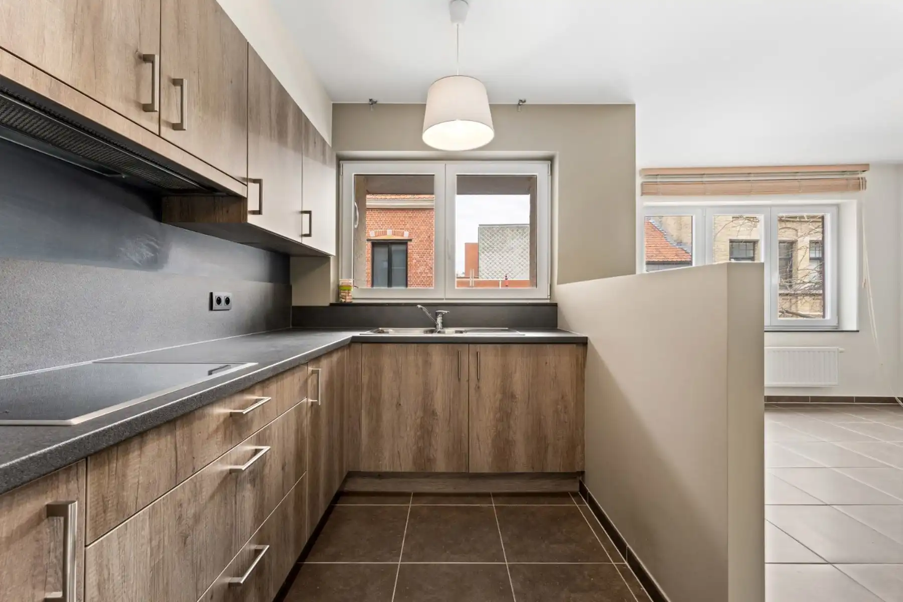 Recent appartement met  3 slaapkamers, 2 terrassen, ondergrondse parking, energielabel A foto 4