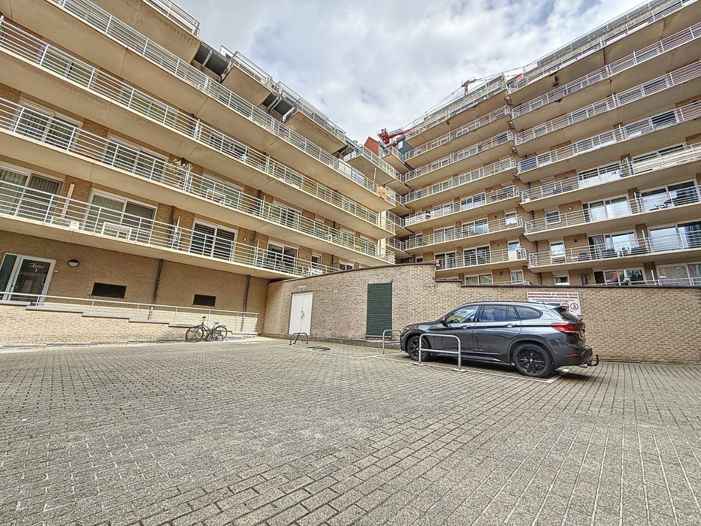 Gemeubeld appartement met terras nabij het strand te Nieuwpoort foto 12