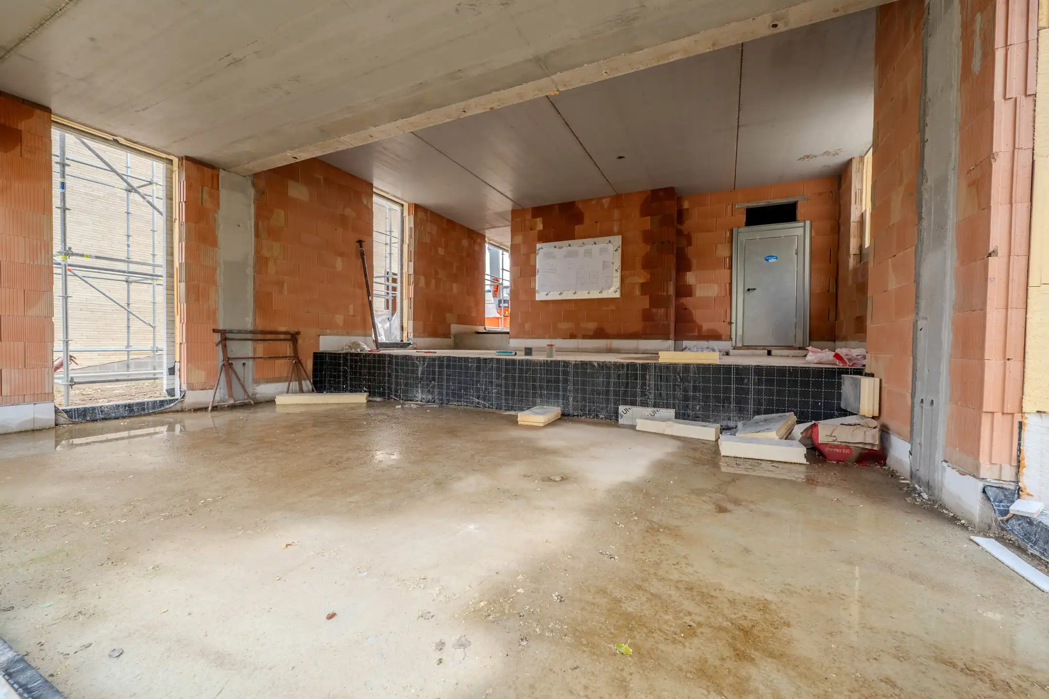 HALFOPEN NIEUWBOUWWONING MET 4 SLAAPKAMERS EN GARAGE foto 5