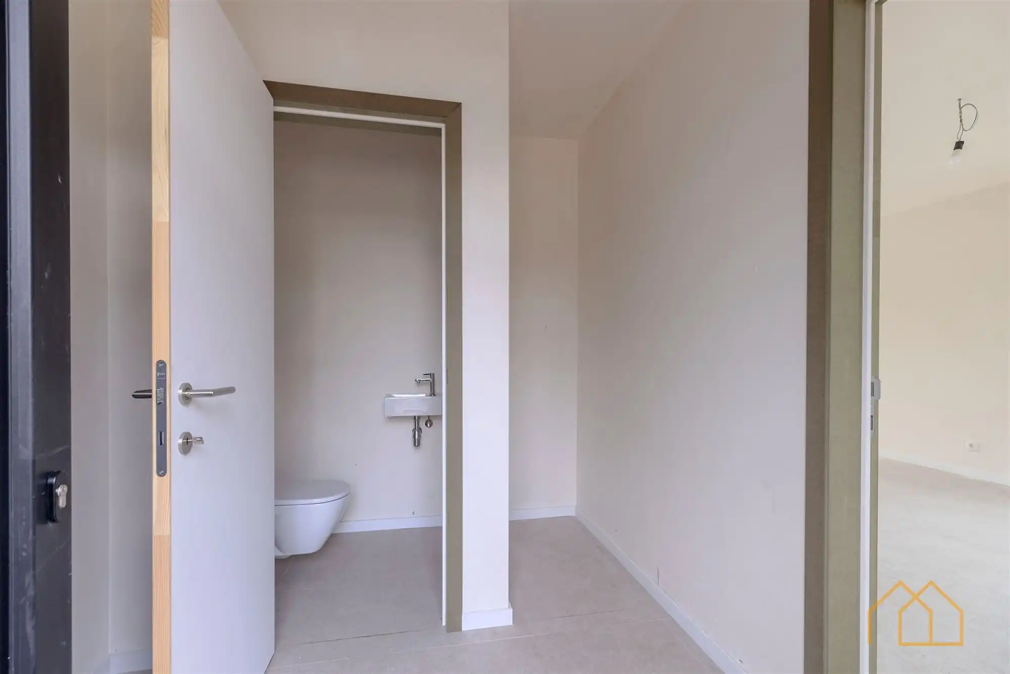 Nieuwbouw van 180m² met oprit en terras - 4slk mogelijk foto 10