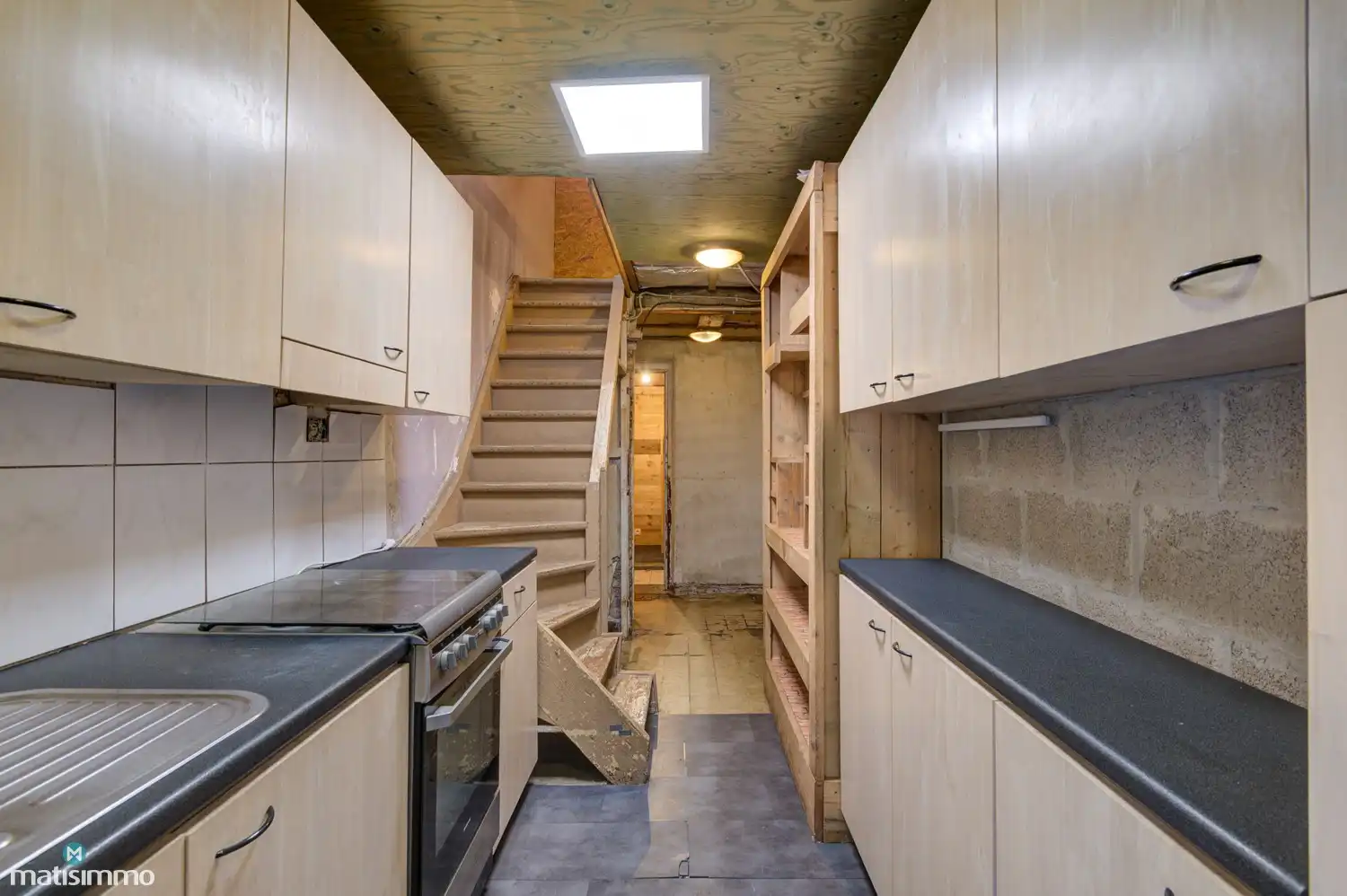 TE RENOVEREN WONING OP UITGESTREKT PERCEEL  IN HET RUSTIGE EN GROENE AS foto 4