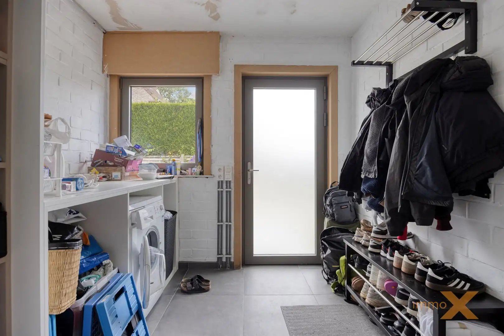 RUIME HOB MET GARAGE EN TUIN foto 20