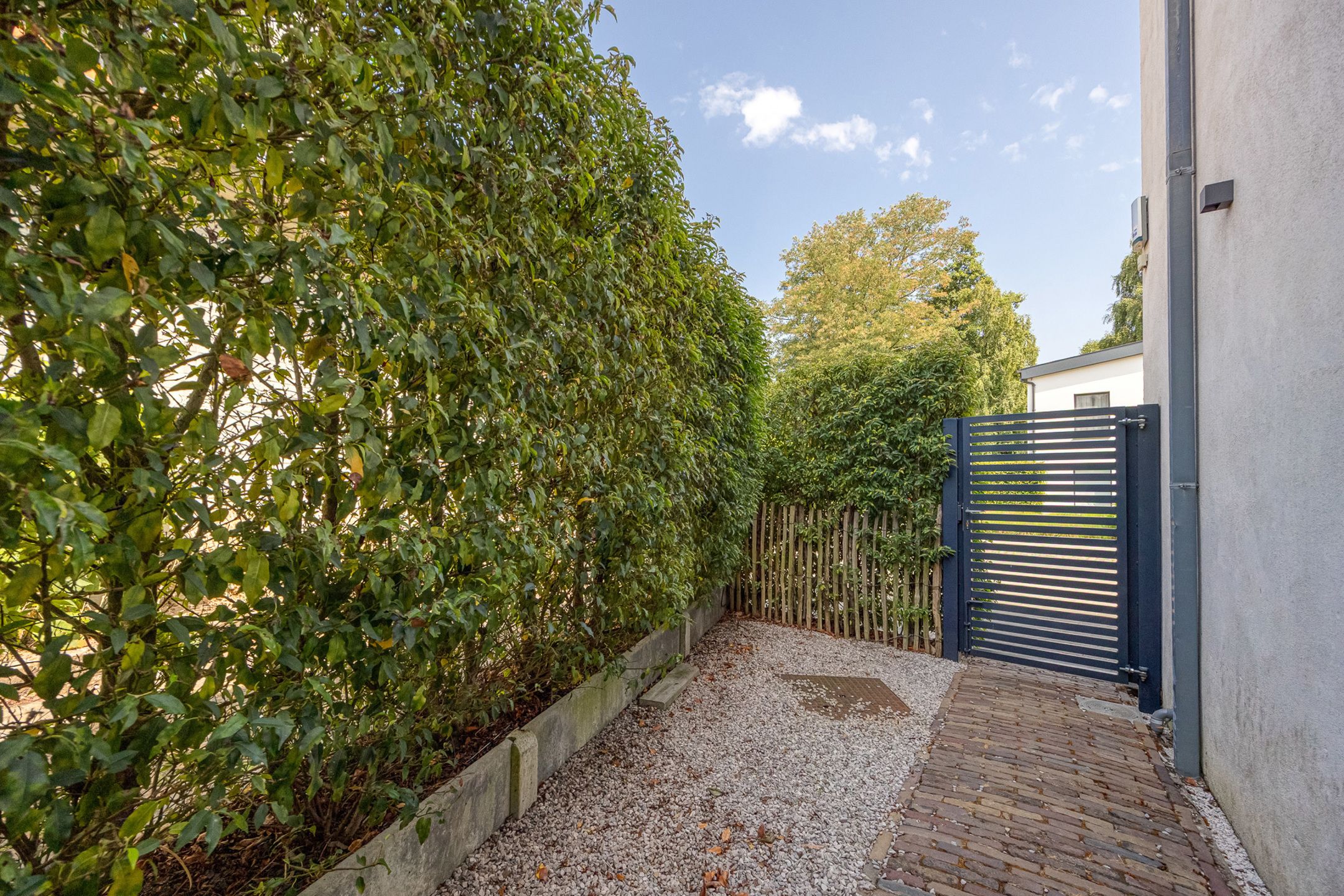 Gerenoveerde woning op heerlijke locatie in Hove foto 19