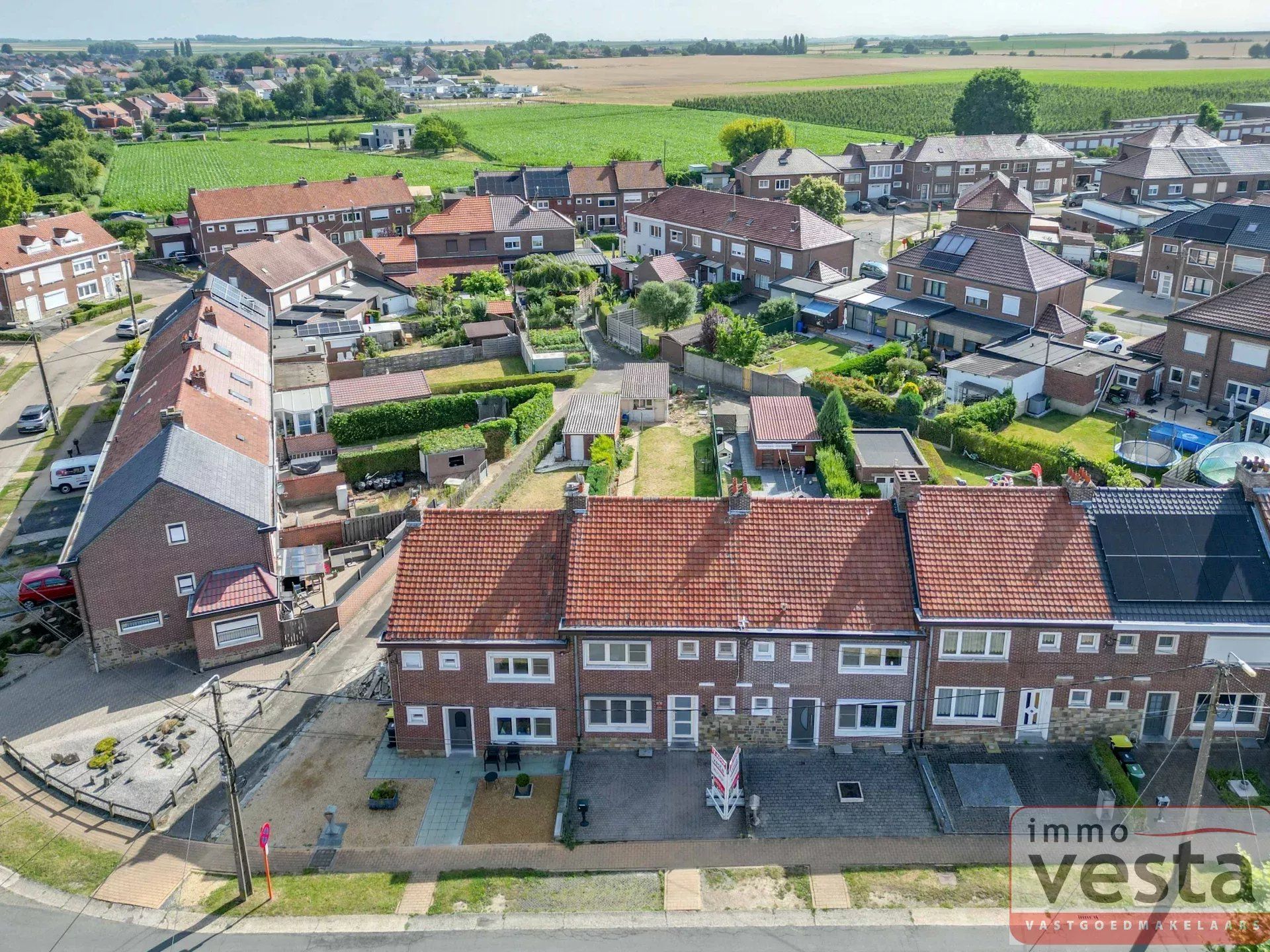 Knusse woning met 3 slaapkamers in Landen foto 2