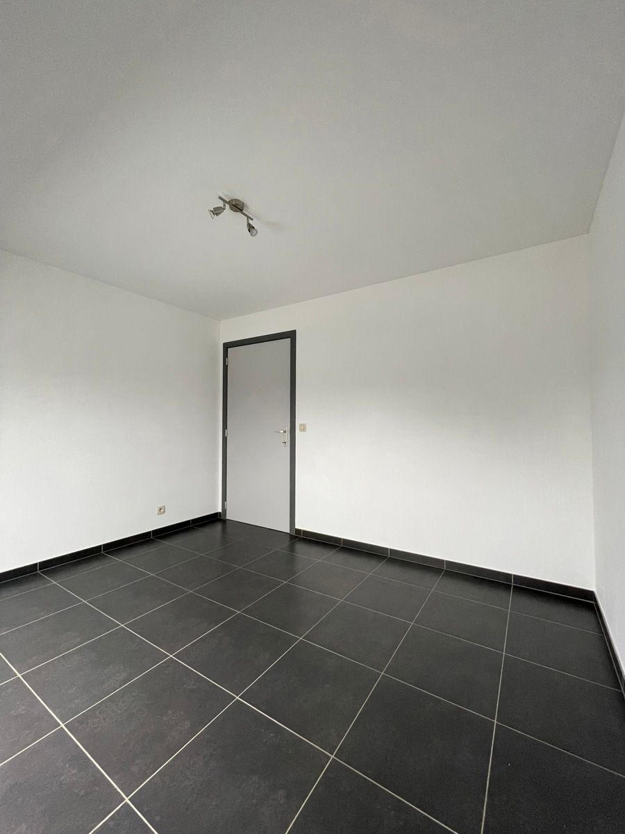 Appartement te huur foto 12