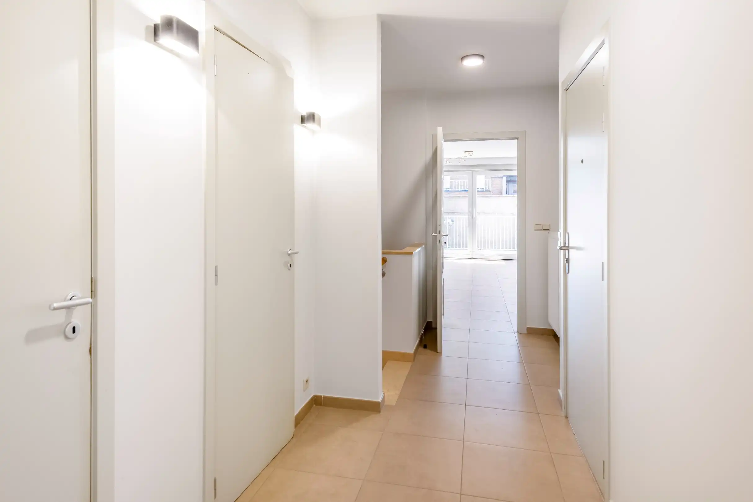 Instapklaar appartement met 3 volwaardige slaapkamers gelegen op de P. Parmentierlaan foto 6