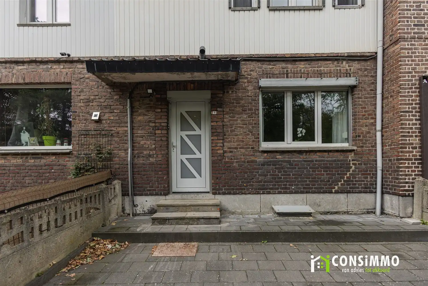 Gezinswoning met 3 slaapkamers, zonnepanelen en garage in Genk-Zwartberg foto 2
