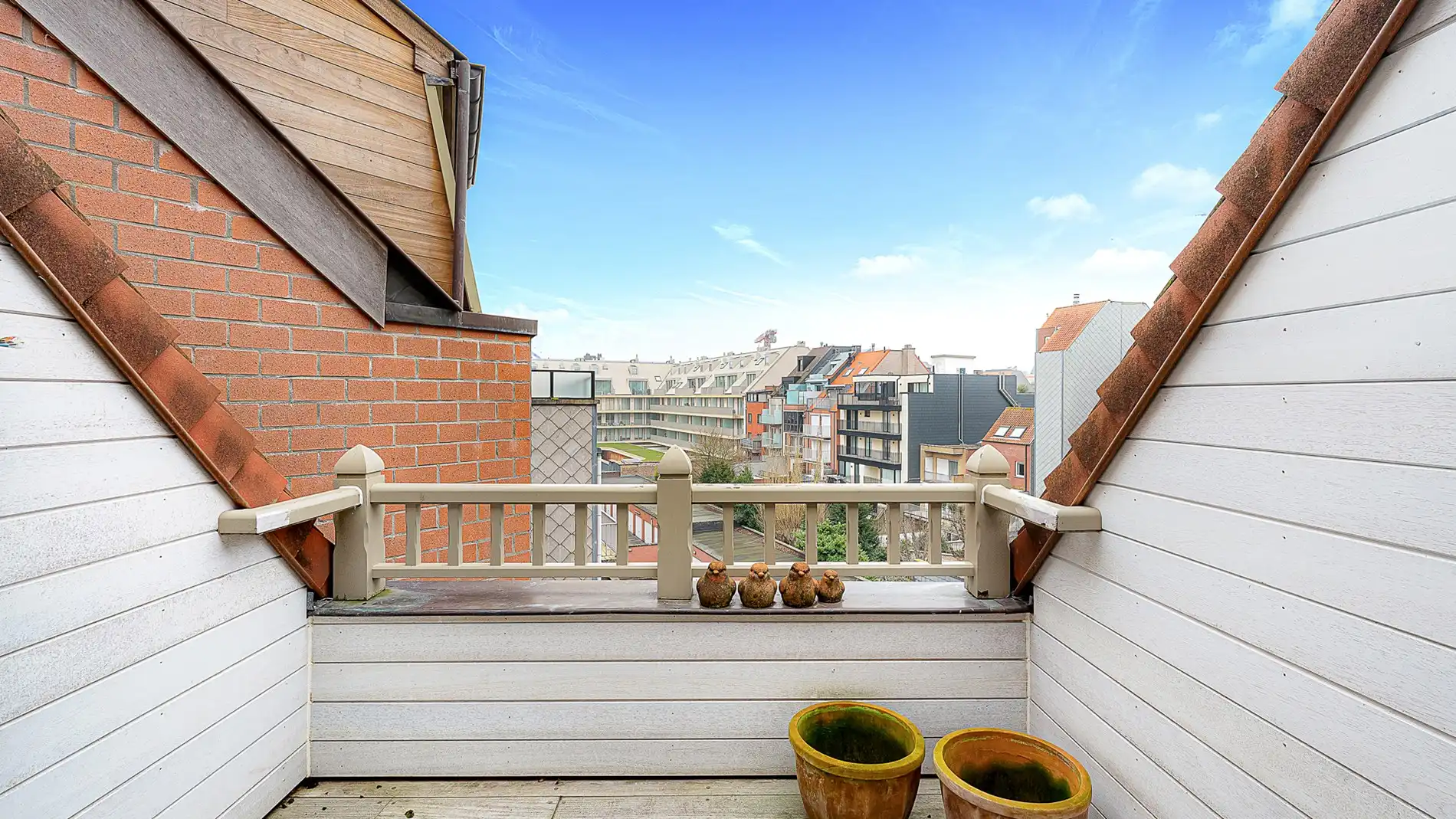 Ruim, zongericht dakappartement op toplocatie te koop foto 13