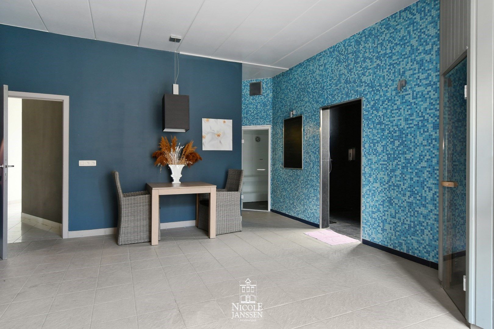 Woonst met studio en handelspand te koop foto 46