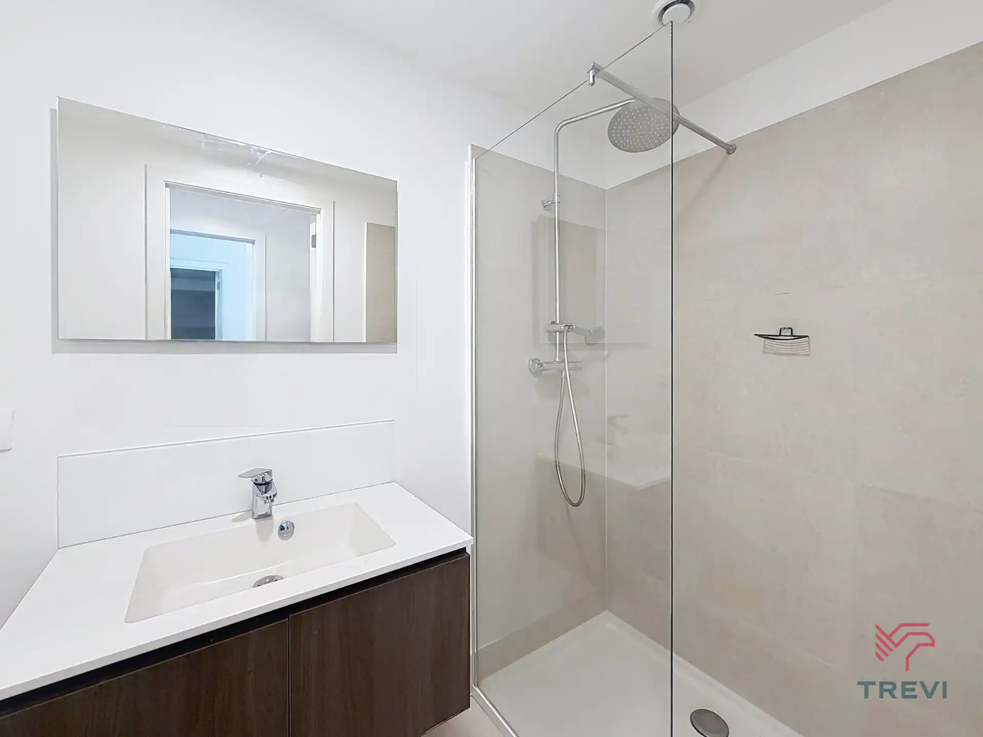 3-kamerappartement in een recent gebouw  foto 16