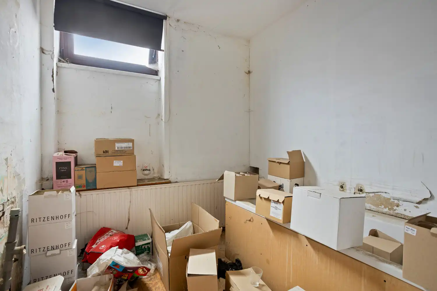 HANDELSPAND MET WOONST - UNIEKE LIGGING AAN HET STADSPLEIN EN DE DEMER foto 12