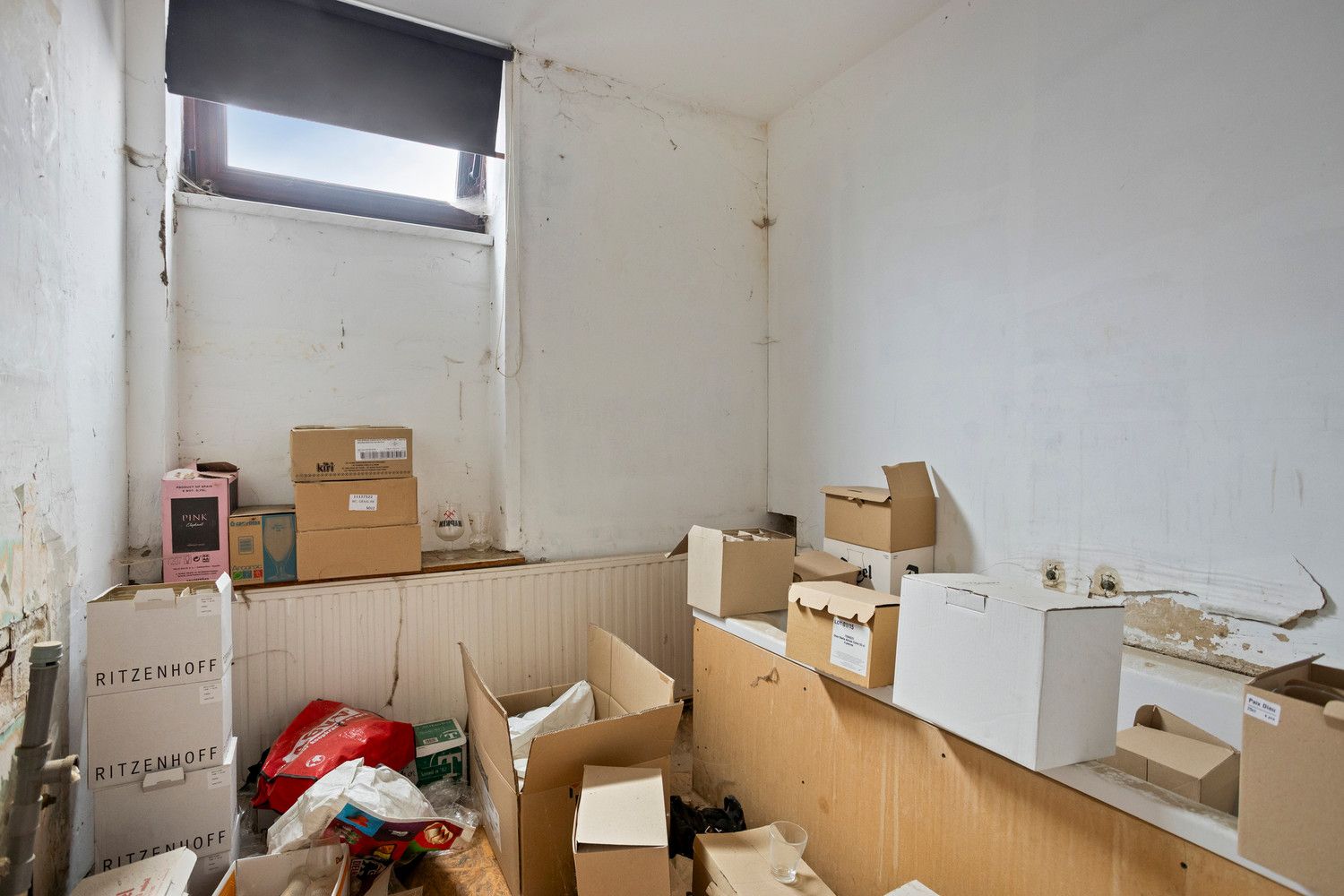 HANDELSPAND MET WOONST - UNIEKE LIGGING AAN HET STADSPLEIN EN DE DEMER foto 12