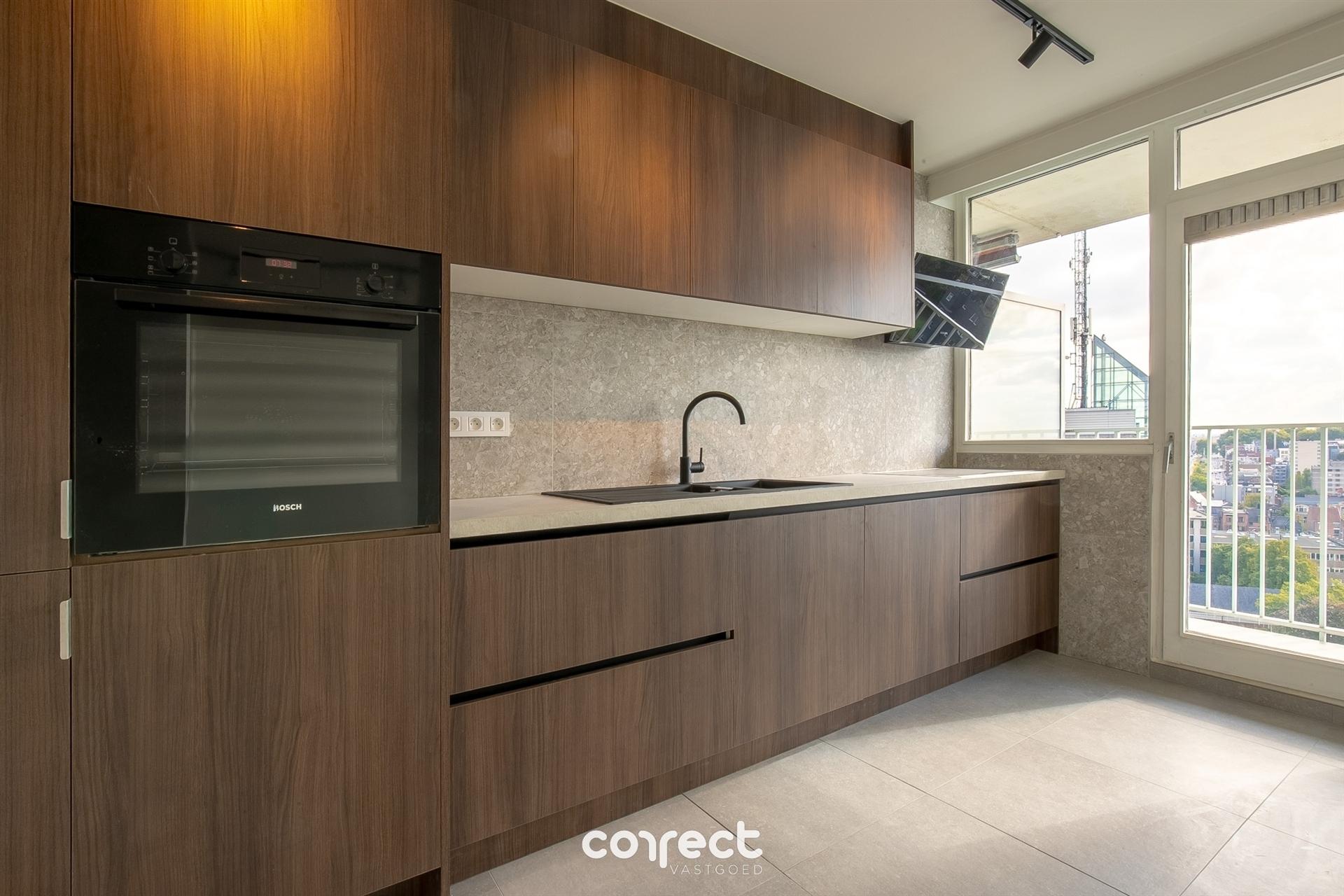 Pas gerenoveerd appartement met panoramisch zicht op Gent foto 3